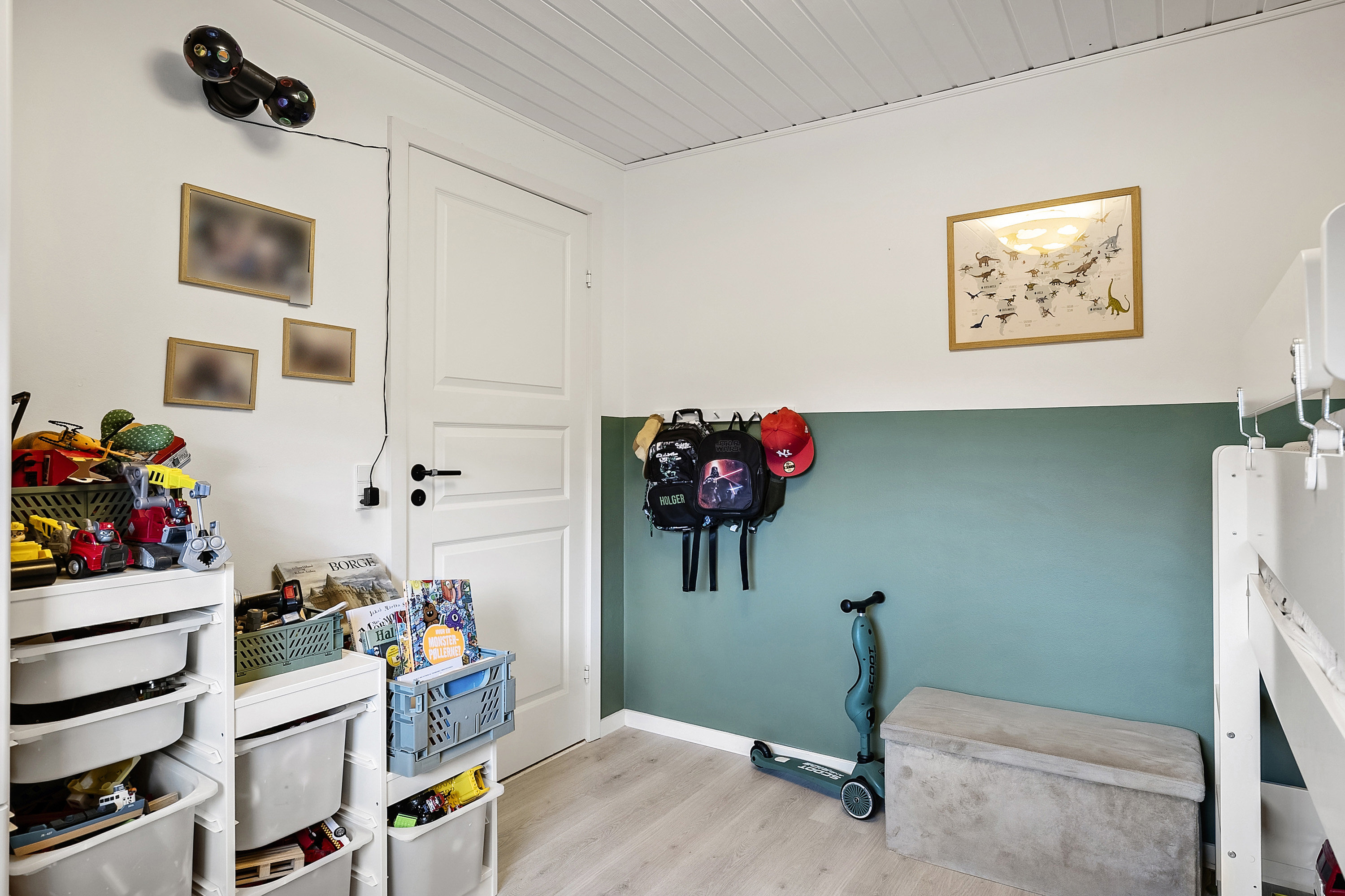 Fremhævet soveværelse billede i fuldskærmstilstand. Billede af Brolandvej 99, Agedrup, 5320 Agedrup