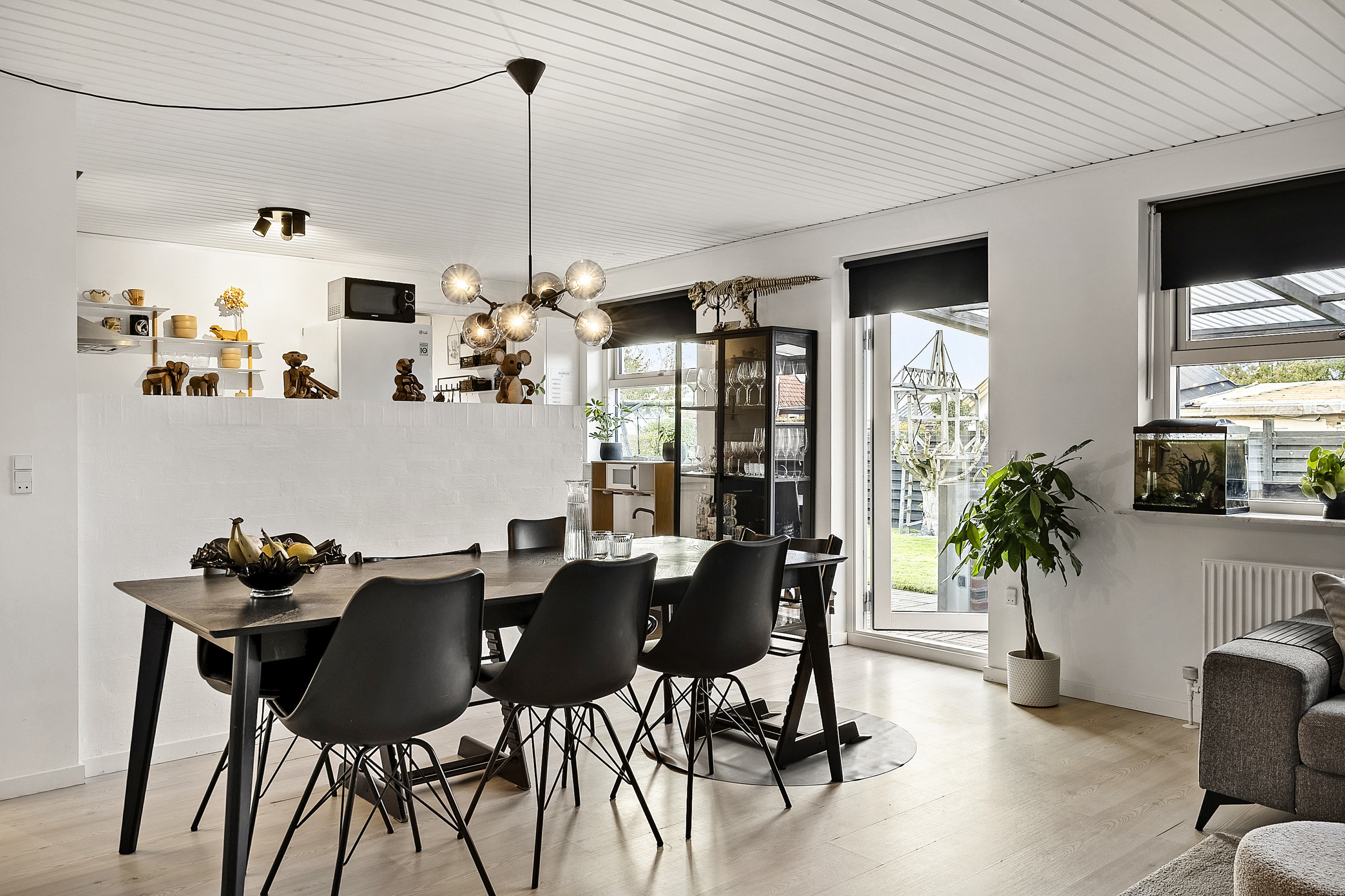 Miniaturebillede 1: spisekøkken. Billede af Brolandvej 99, Agedrup, 5320 Agedrup