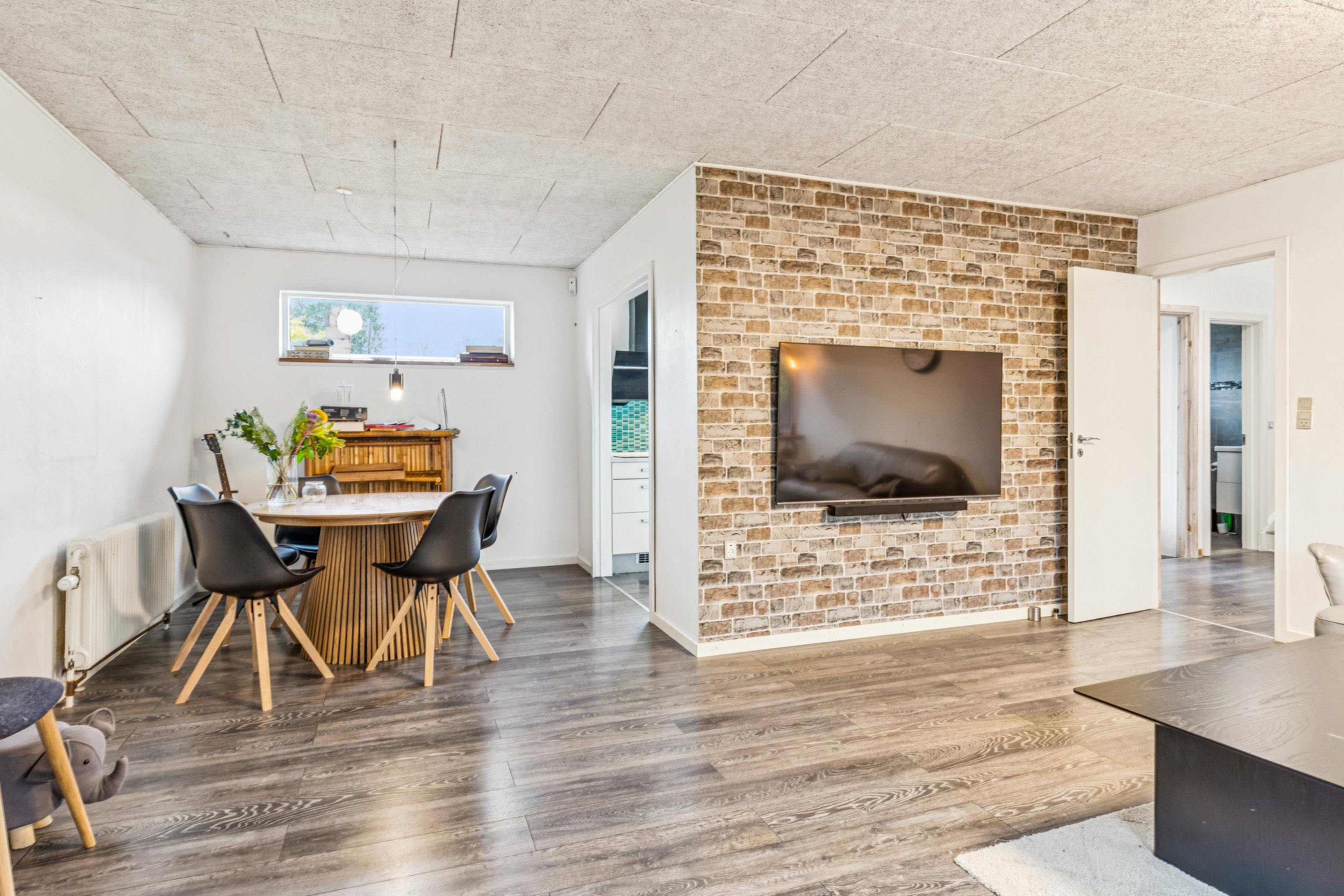 Miniaturebillede 2: stue. Billede af Kirkestien 5, Sengeløse, 2630 Taastrup