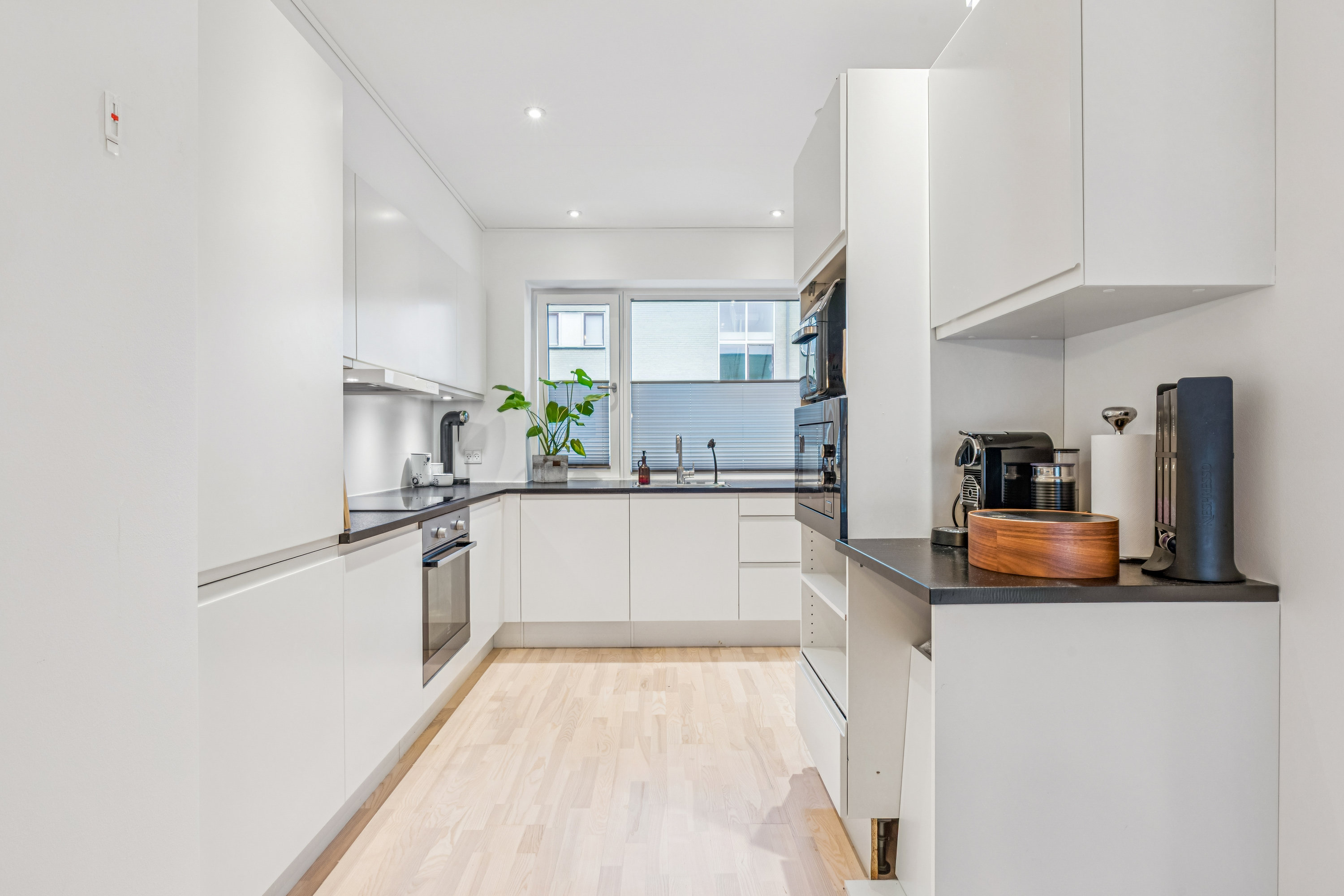 Miniaturebillede 1: køkken. Billede af Skjeberg Alle 240, Høje Taastrup, 2630 Taastrup