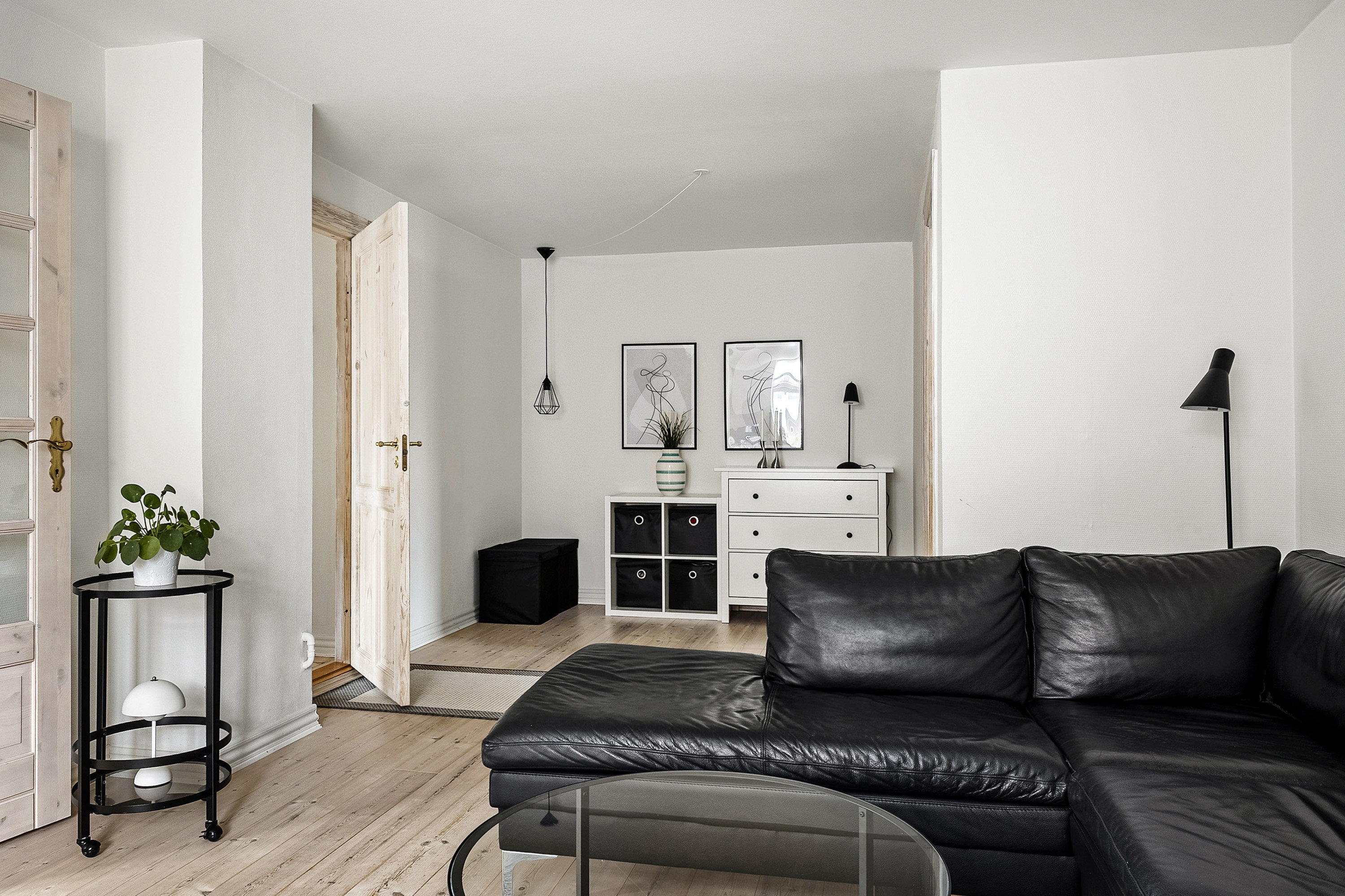 Fremhævet stue billede i fuldskærmstilstand. Billede af Øster Alle 18, st.., 6600 Vejen