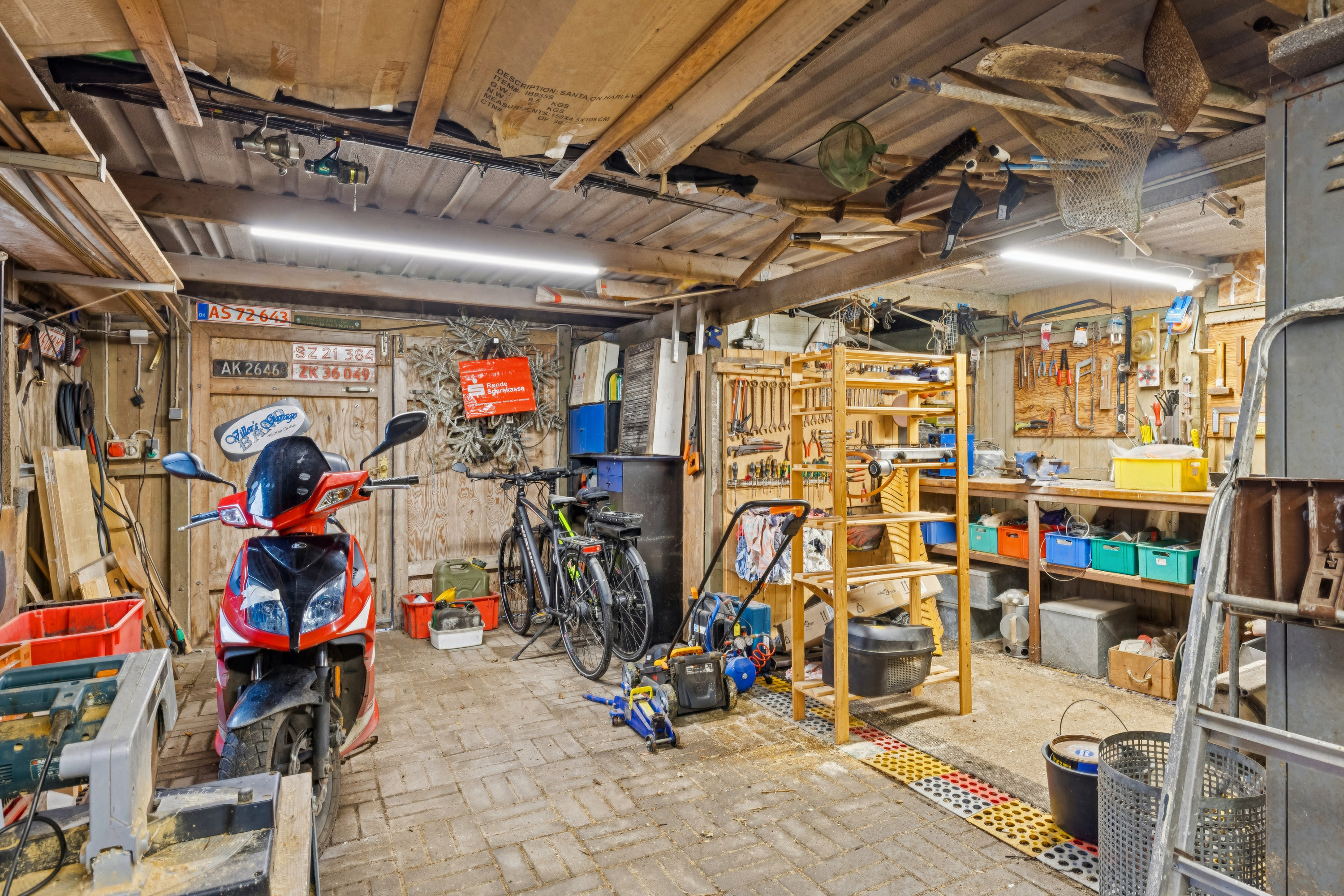 Fremhævet garage billede i fuldskærmstilstand. Billede af Grenåvej 26, Bjødstrup, 8410 Rønde