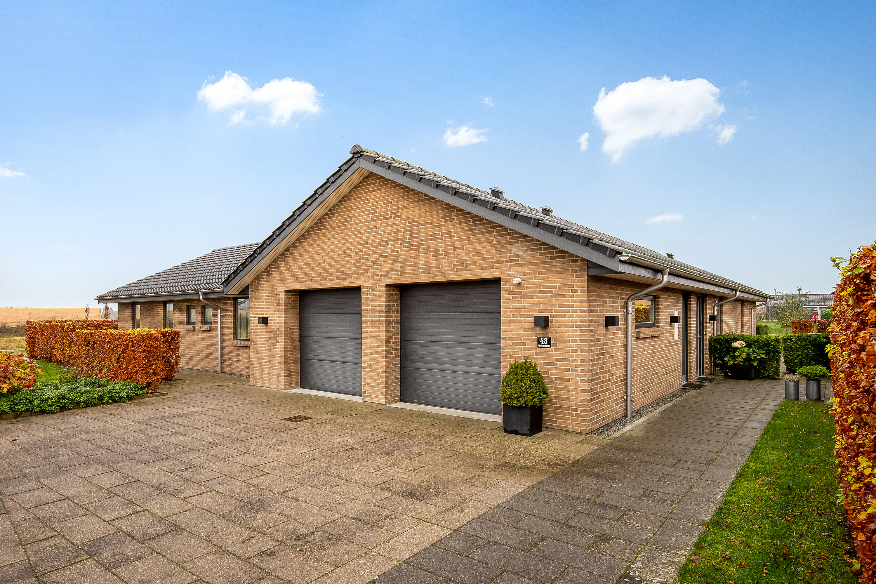 Fremhævet ejendommen billede i fuldskærmstilstand. Billede af Tirsbæk Søvej 43, Bredballe, 7120 Vejle Øst