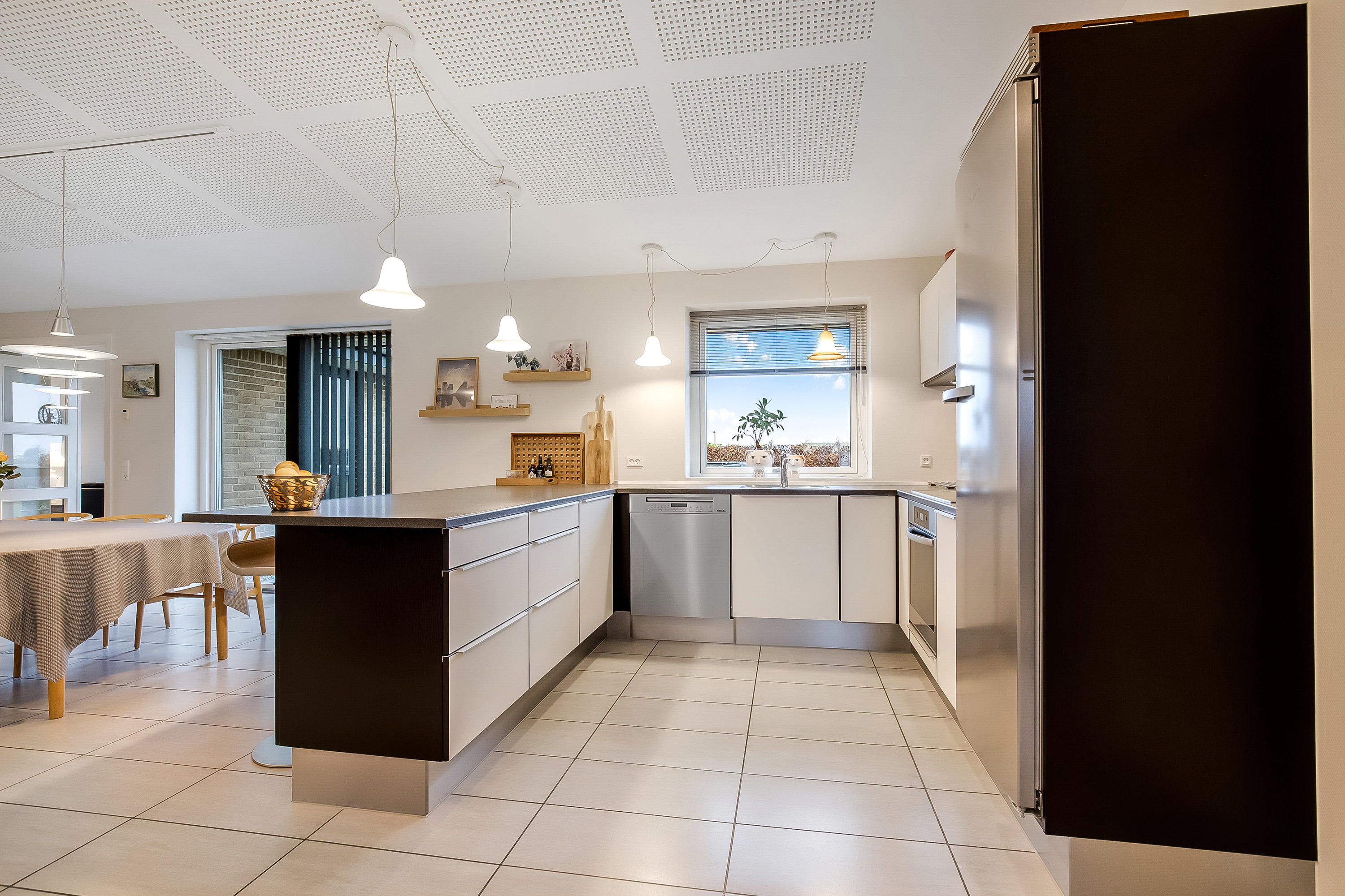 Miniaturebillede 1: køkken. Billede af Tirsbæk Søvej 43, Bredballe, 7120 Vejle Øst