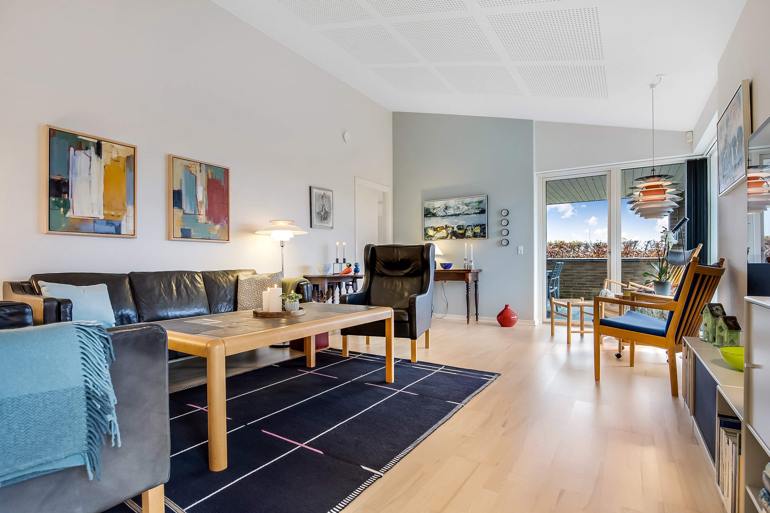 Fremhævet stue billede i fuldskærmstilstand. Billede af Tirsbæk Søvej 43, Bredballe, 7120 Vejle Øst