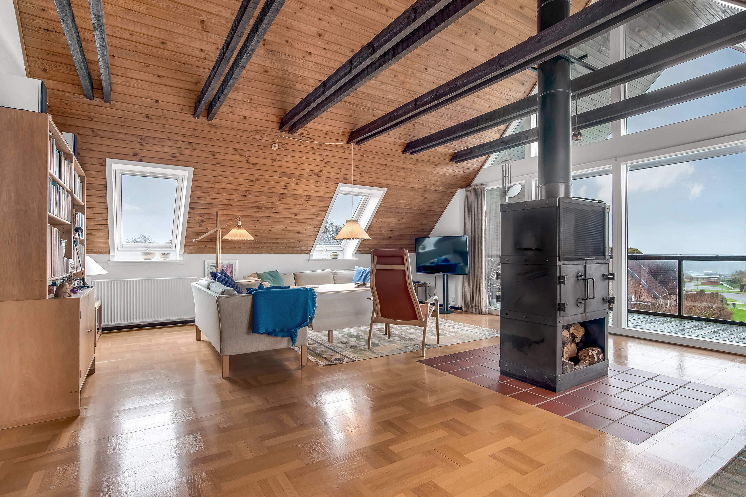 Fremhævet stue billede i fuldskærmstilstand. Billede af Torsvej 17, Nørlem, 7620 Lemvig