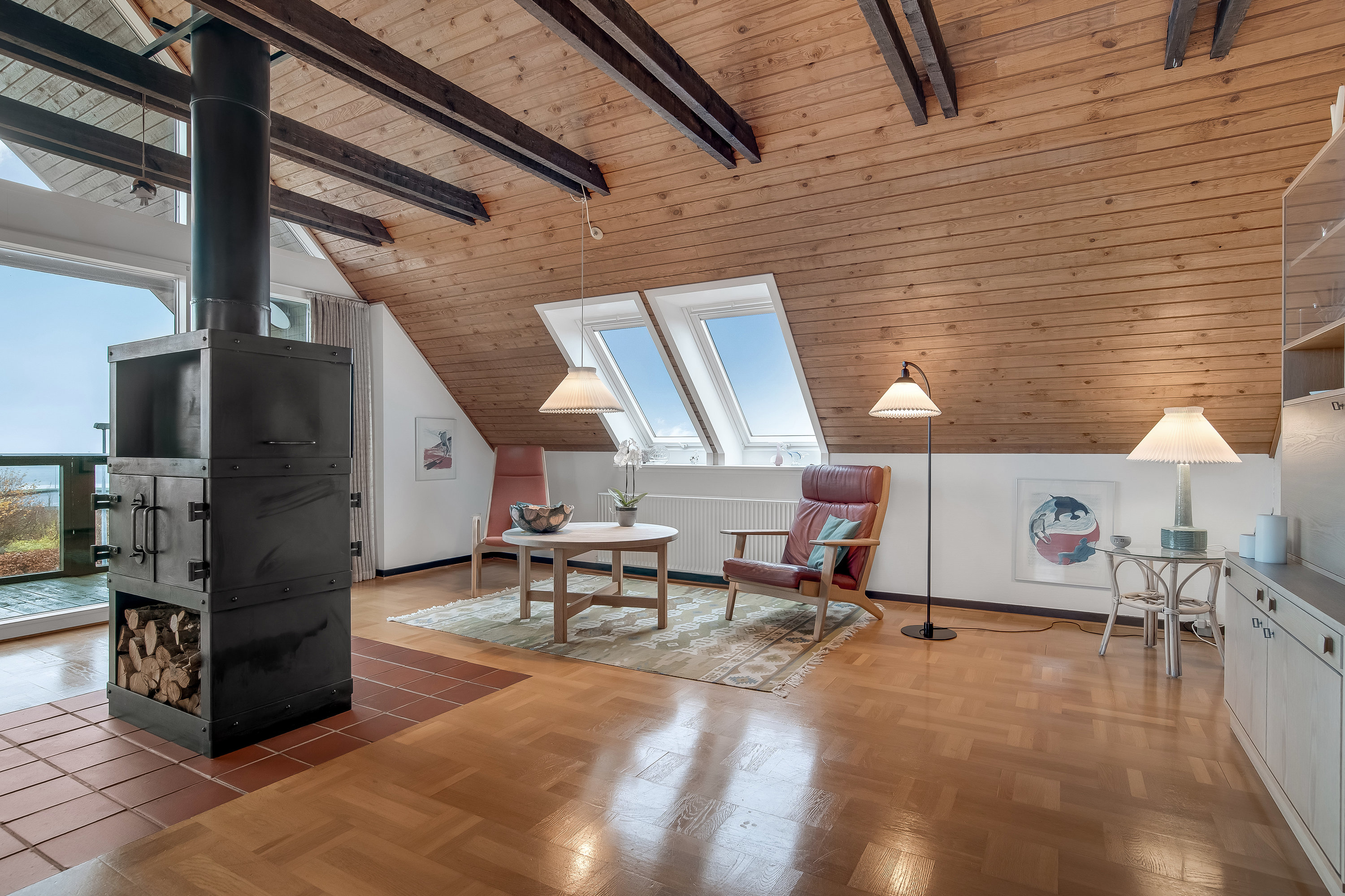 Fremhævet stue billede i fuldskærmstilstand. Billede af Torsvej 17, Nørlem, 7620 Lemvig