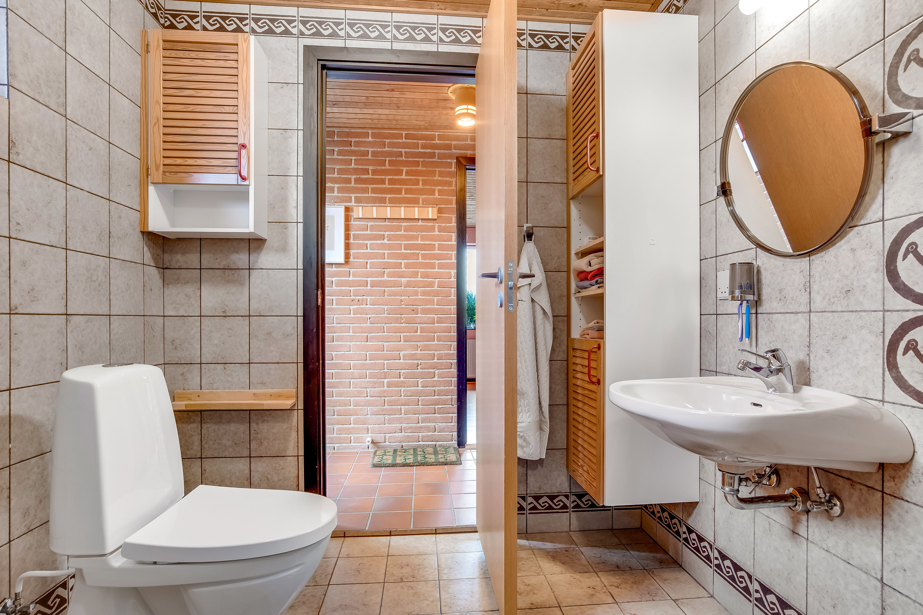 Fremhævet badeværelse billede i fuldskærmstilstand. Billede af Torsvej 17, Nørlem, 7620 Lemvig