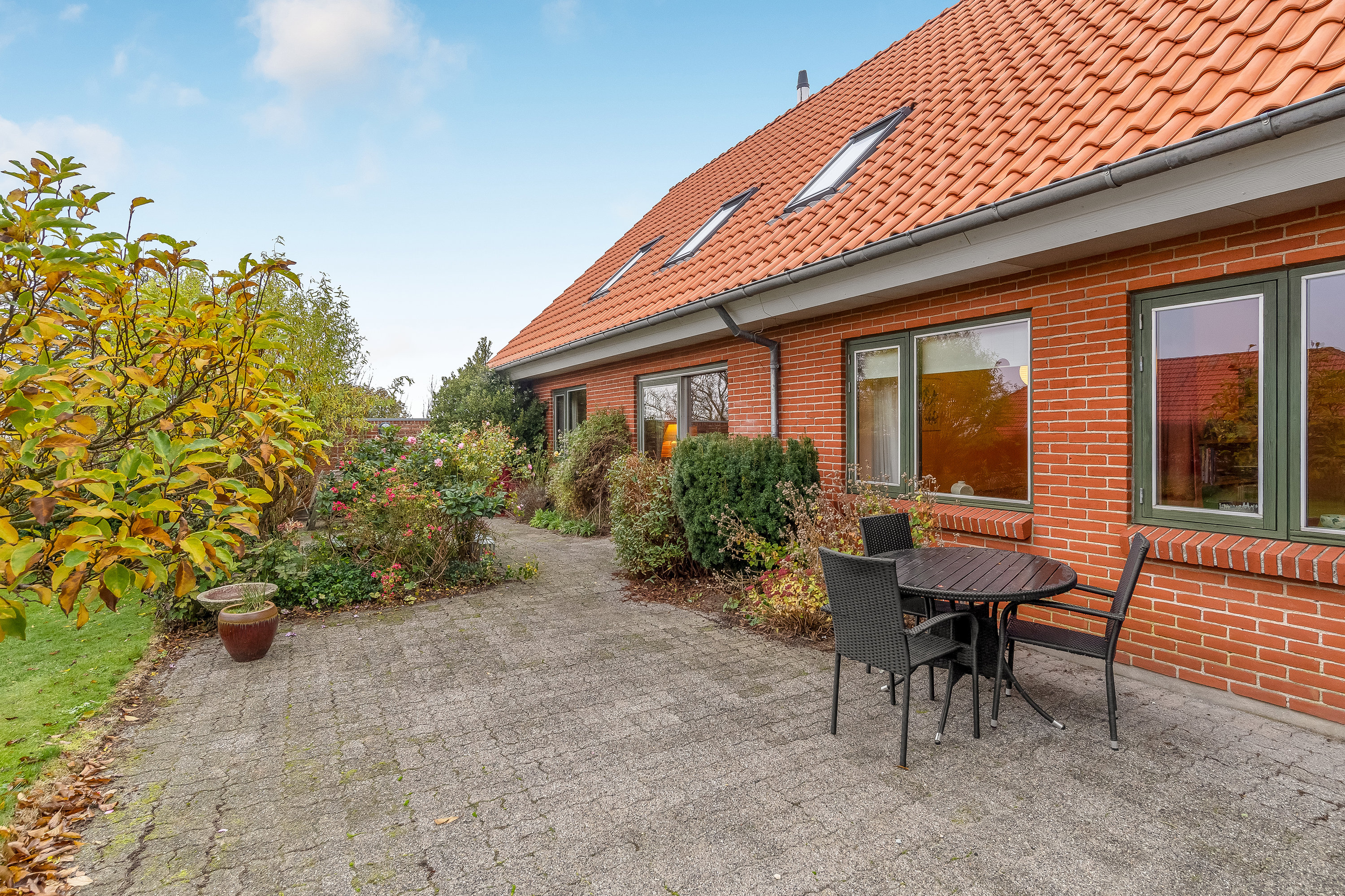 Fremhævet terrasse billede i fuldskærmstilstand. Billede af Torsvej 17, Nørlem, 7620 Lemvig