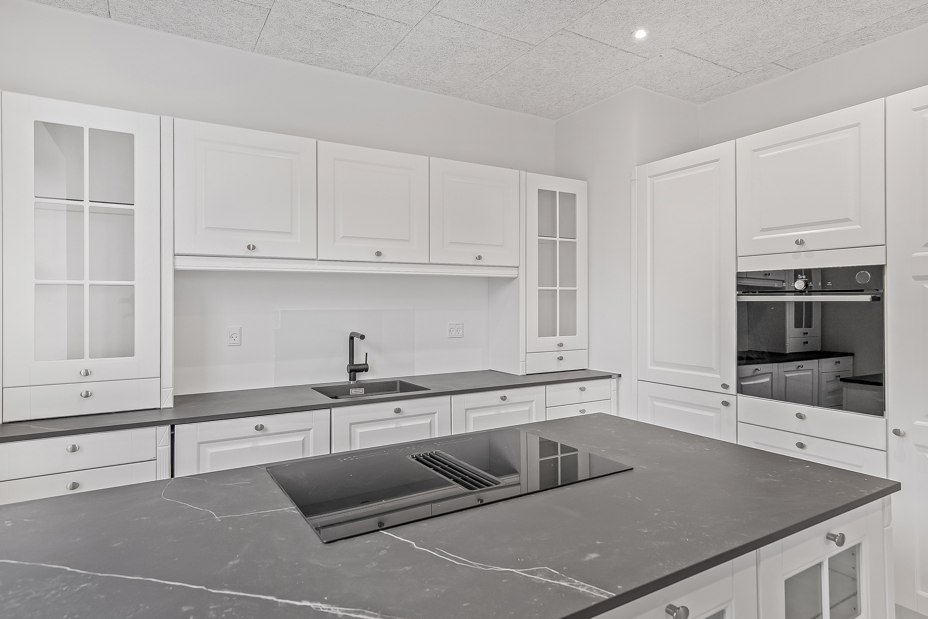 Fremhævet køkken alrum billede i fuldskærmstilstand. Billede af Koldingvej 174, Søndermarken, 7100 Vejle