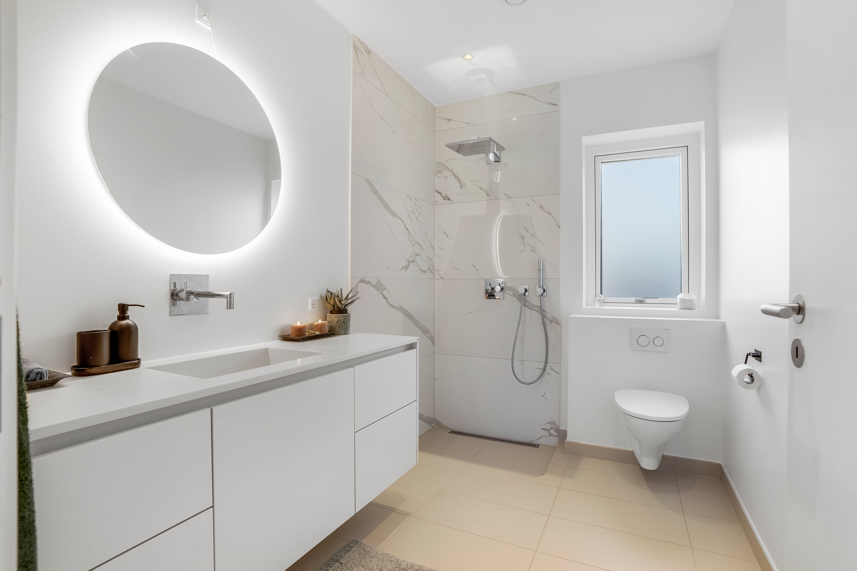 Fremhævet badeværelse billede i fuldskærmstilstand. Billede af Bombakken 57, 3320 Skævinge