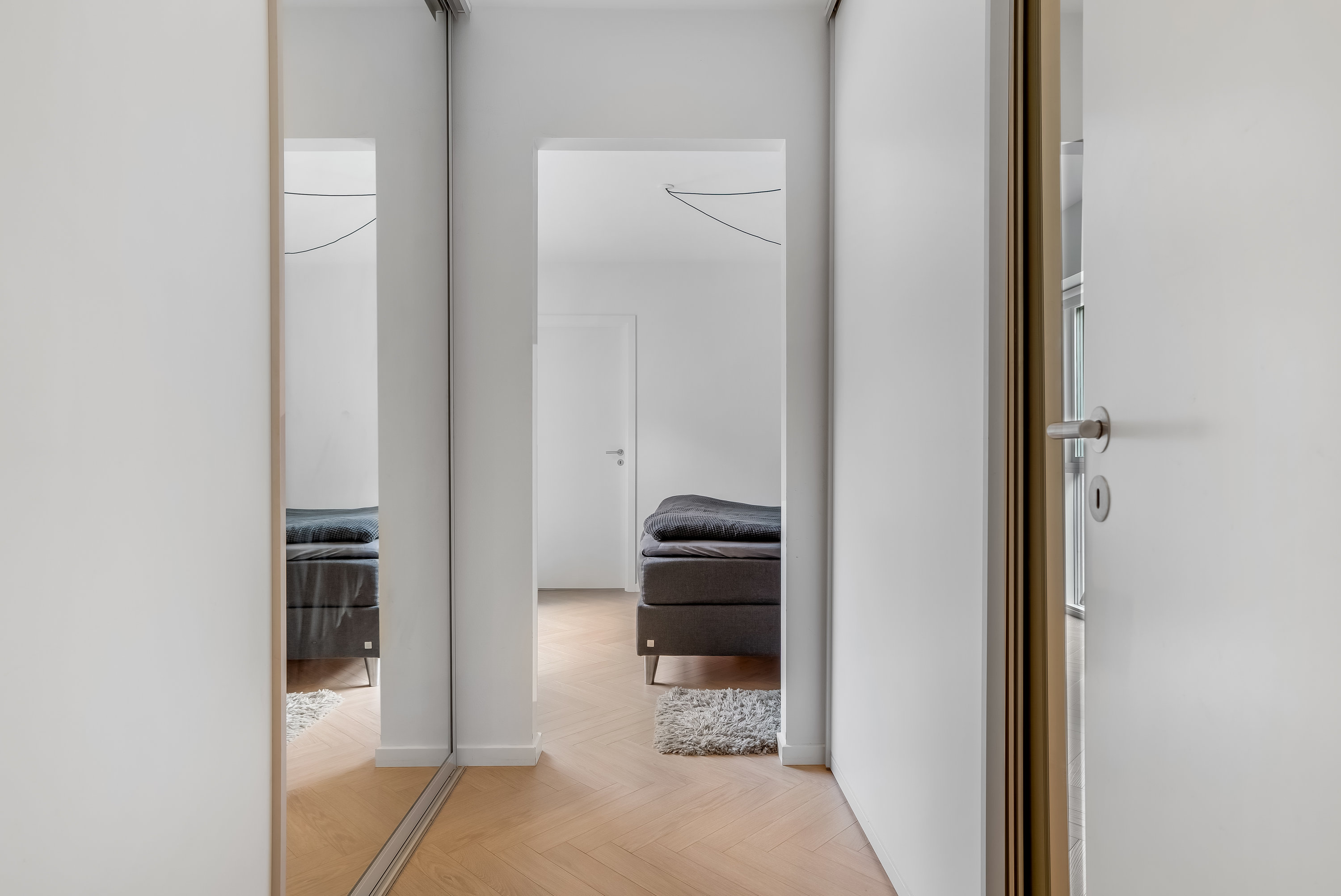 Fremhævet gang billede i fuldskærmstilstand. Billede af Bombakken 57, 3320 Skævinge