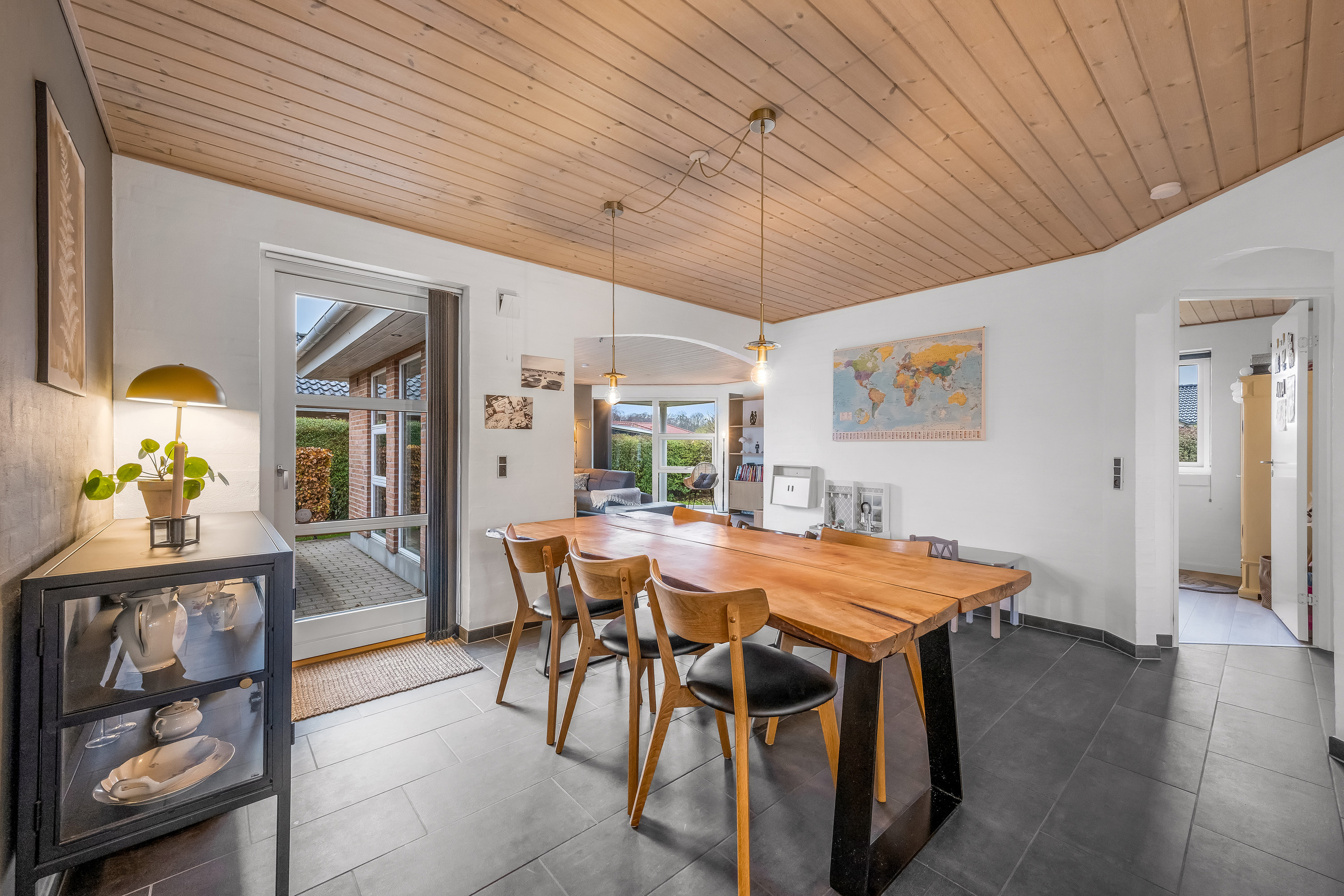 Fremhævet køkken alrum  billede i fuldskærmstilstand. Billede af Præstegårdsvej 70, 6900 Skjern