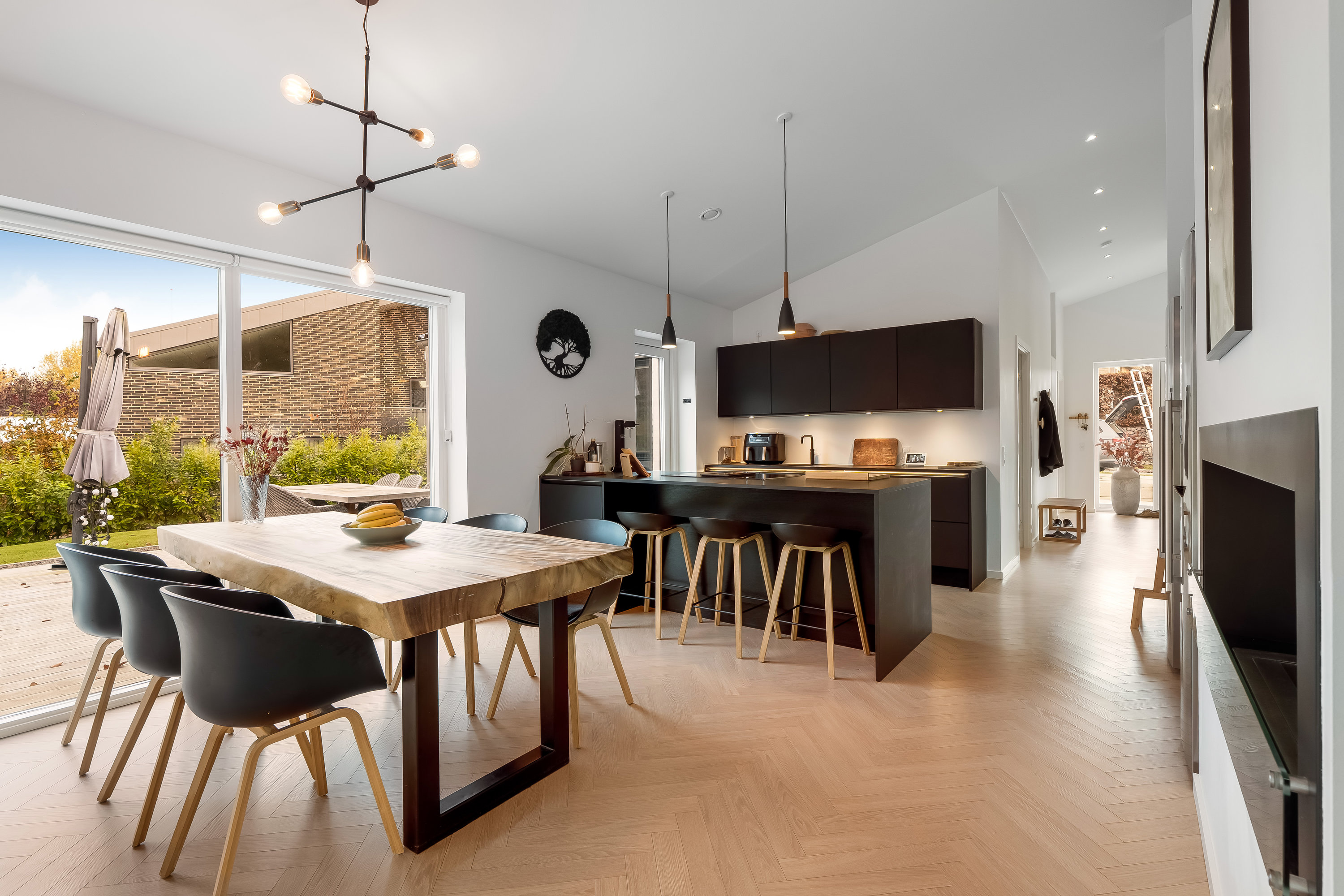 Fremhævet stue billede i fuldskærmstilstand. Billede af Bombakken 57, 3320 Skævinge