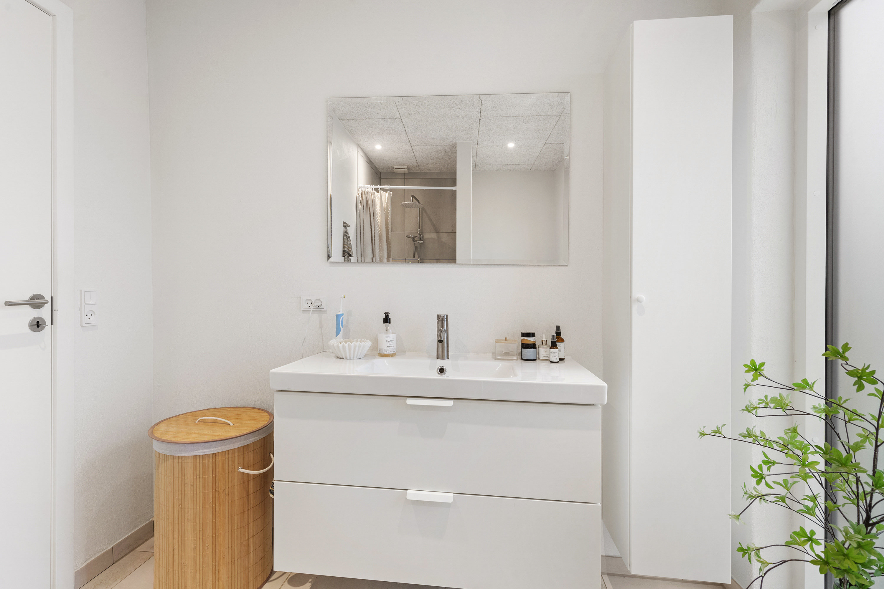 Fremhævet badeværelse billede i fuldskærmstilstand. Billede af Sdr Boulevard 7, 9600 Aars