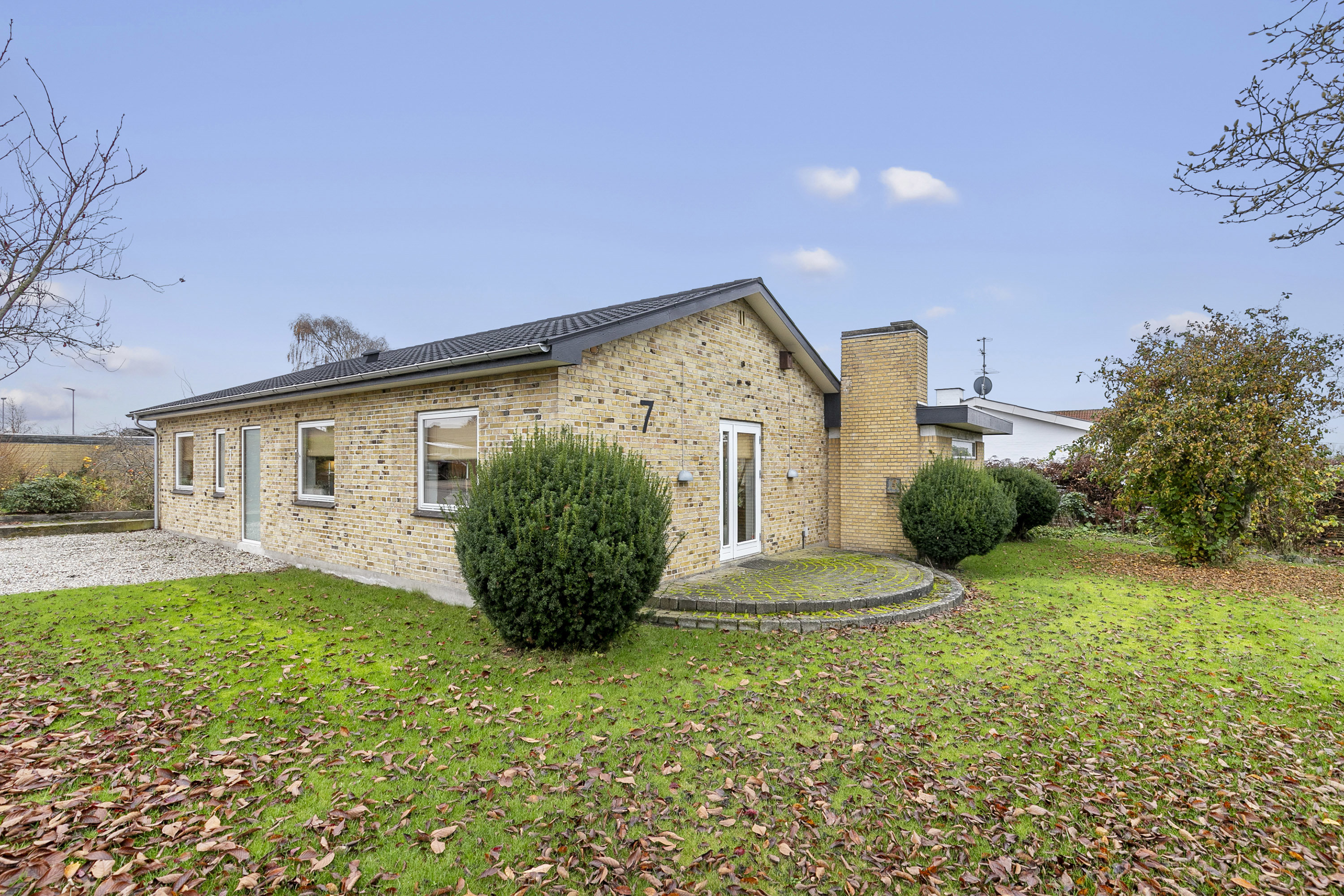 Fremhævet ejendommen billede i fuldskærmstilstand. Billede af Sdr Boulevard 7, 9600 Aars