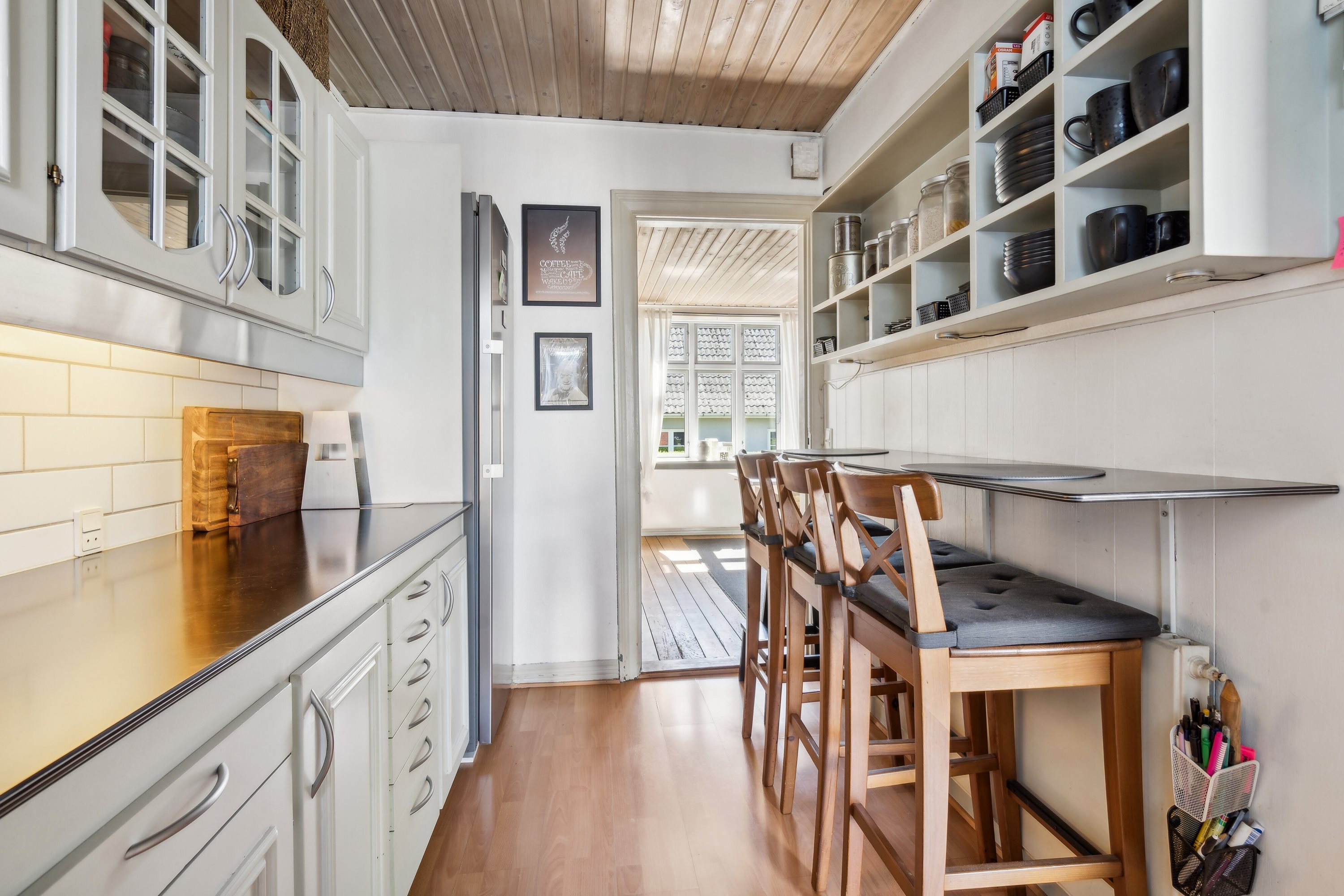 Fremhævet køkken billede i fuldskærmstilstand. Billede af Bakkevej 2, 5550 Langeskov