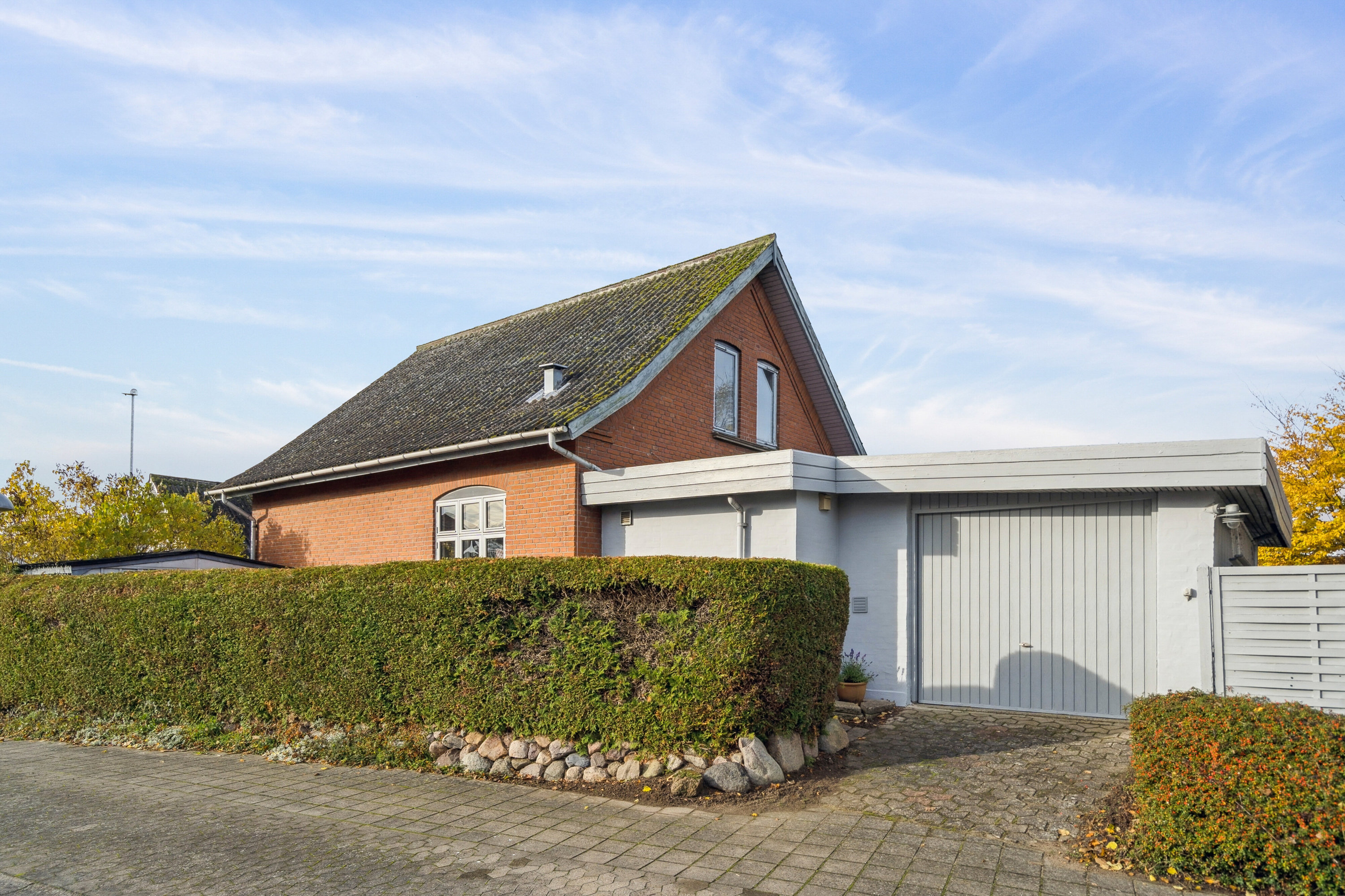 Miniaturebillede 1: set fra vejen. Billede af Bakkevej 2, 5550 Langeskov