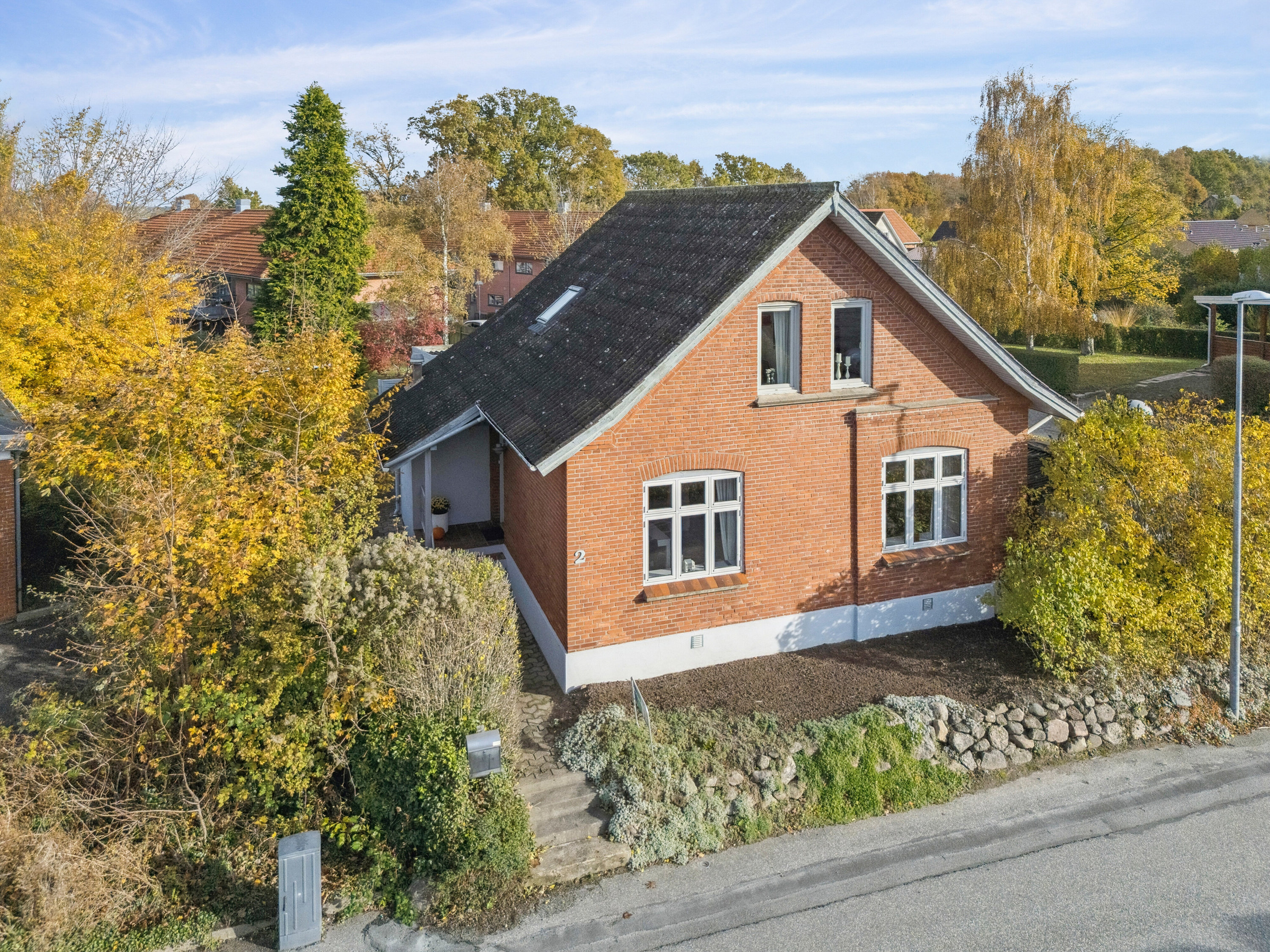 Fremhævet set fra vejen billede i fuldskærmstilstand. Billede af Bakkevej 2, 5550 Langeskov