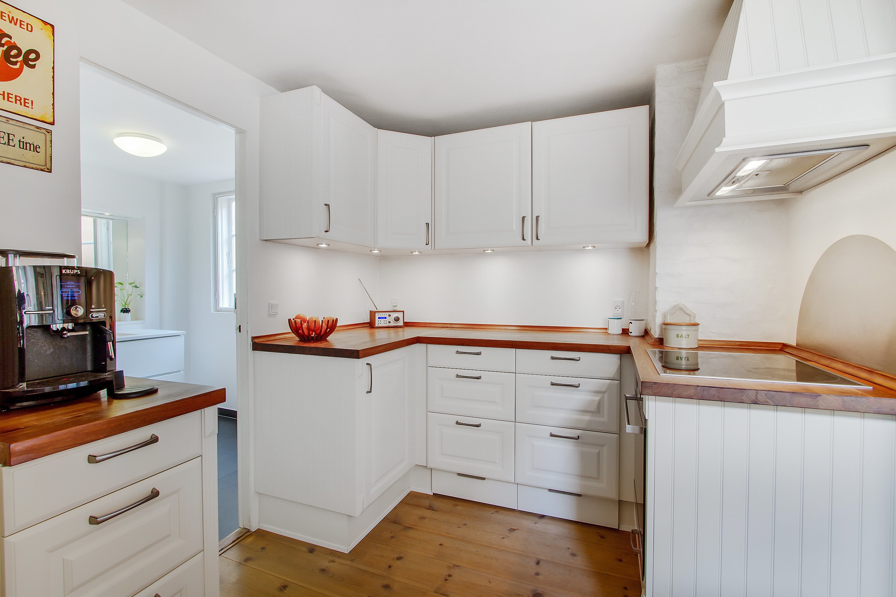 Miniaturebillede 2: . Billede af Snaregade 8, 2., 1205 København K