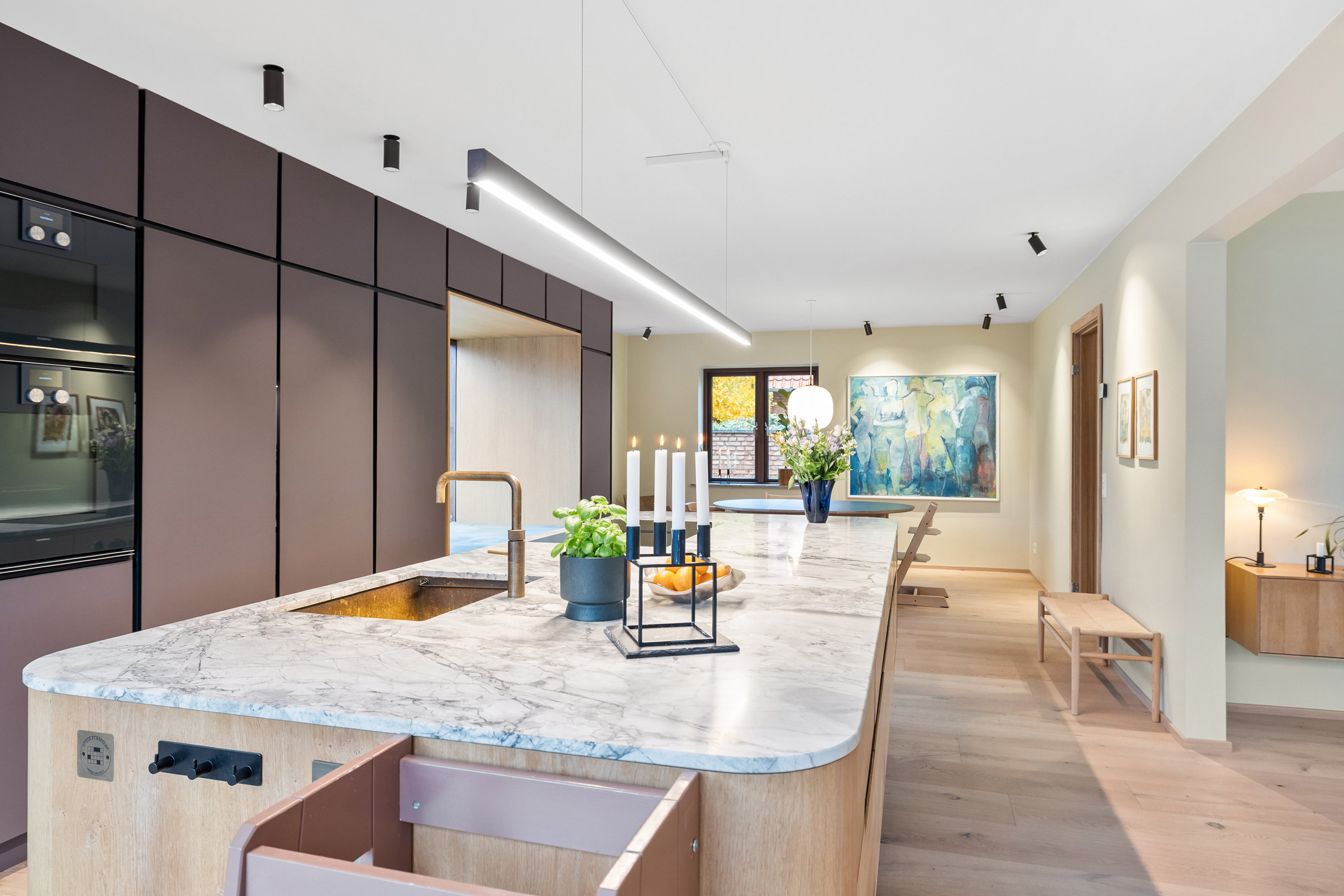 Fremhævet køkken/alrum billede i fuldskærmstilstand. Billede af Vanløsevej 11, 8000 Aarhus C