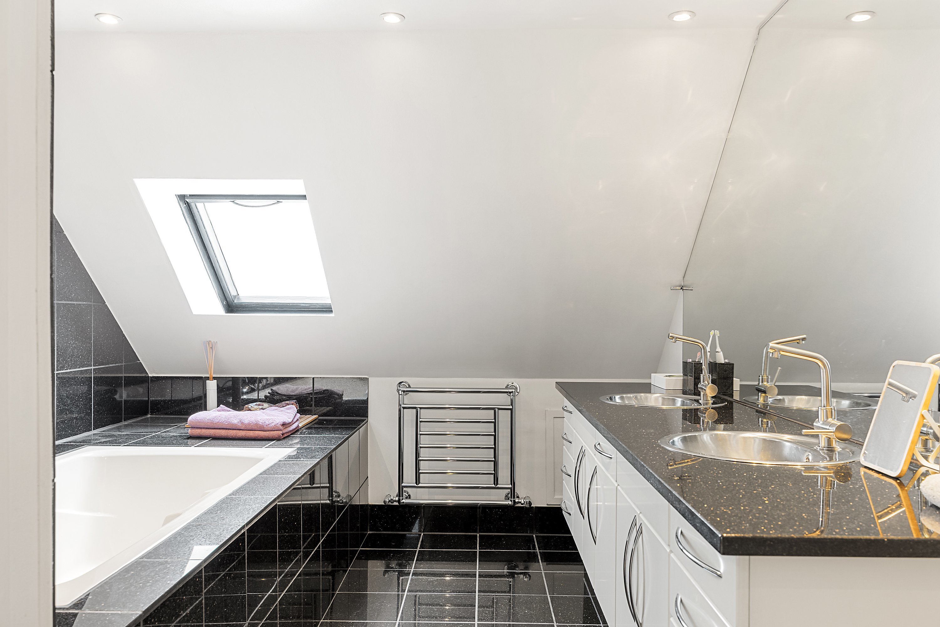 Fremhævet  billede i fuldskærmstilstand. Billede af Snogegårdsvej 135, 2860 Søborg