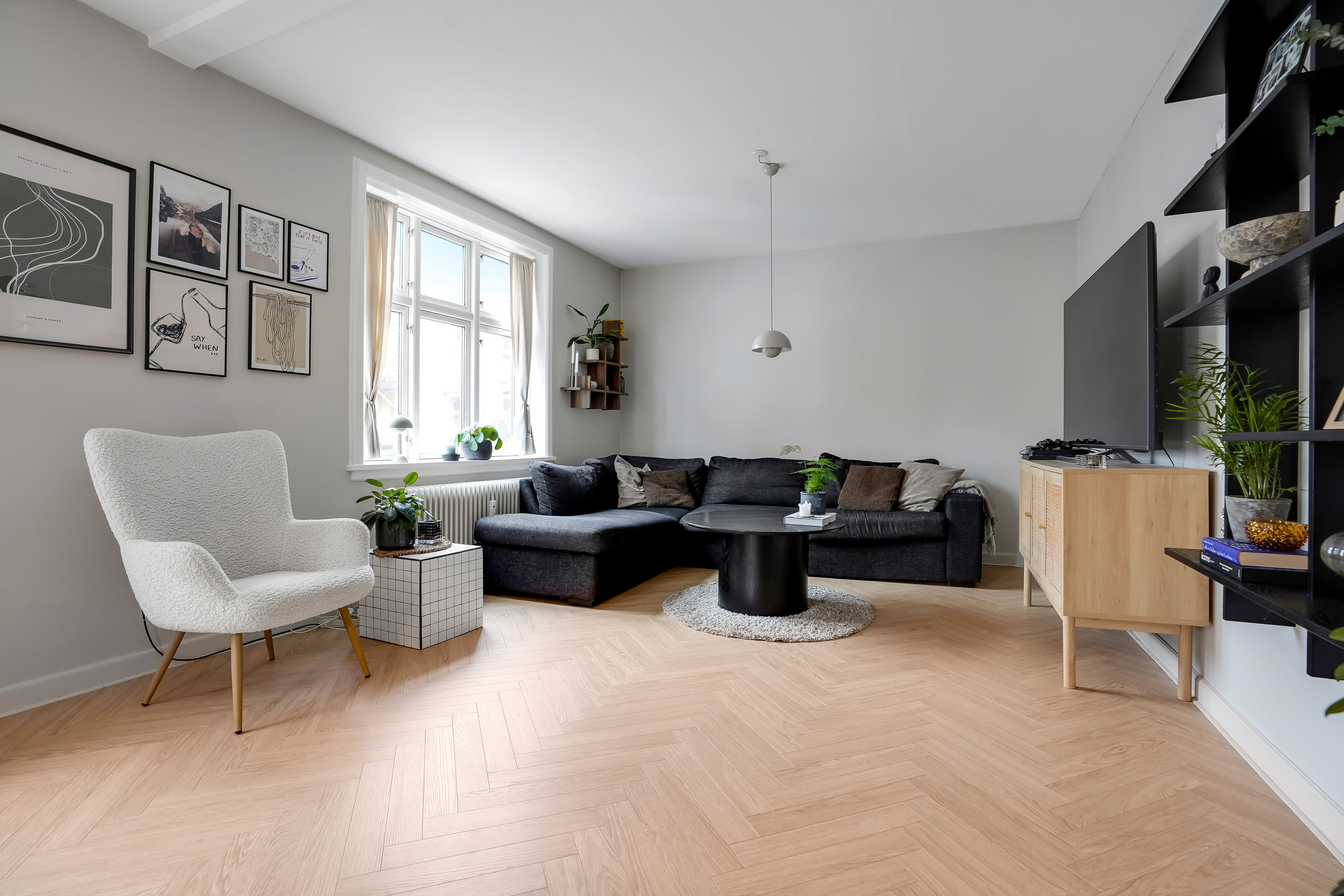 Fremhævet stue billede i fuldskærmstilstand. Billede af Aagade 69, st.., 7100 Vejle