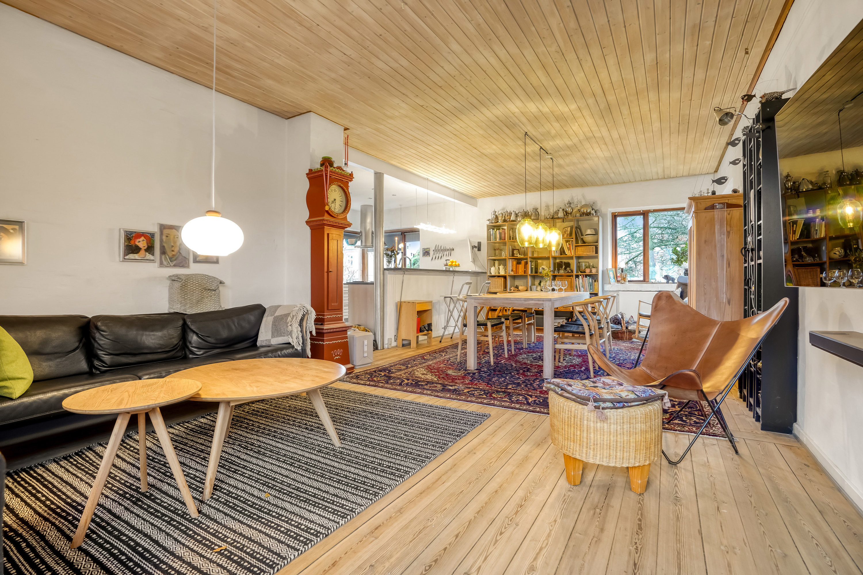 Fremhævet stue billede i fuldskærmstilstand. Billede af Møllemarksvej 4, Bolbro, 5200 Odense V