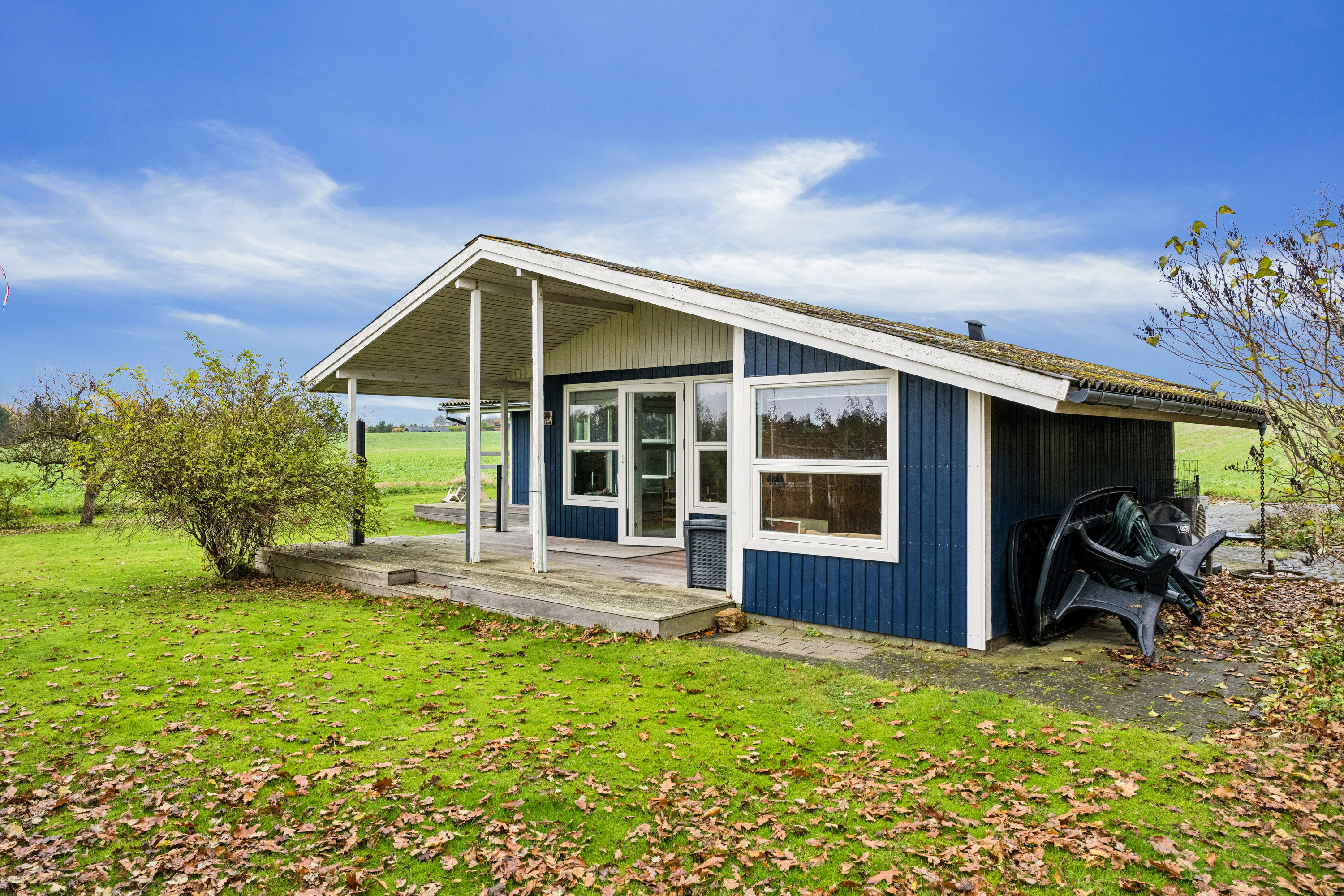 Fremhævet andet billede i fuldskærmstilstand. Billede af Engblommevej 25, Begtrup Vig, 8420 Knebel