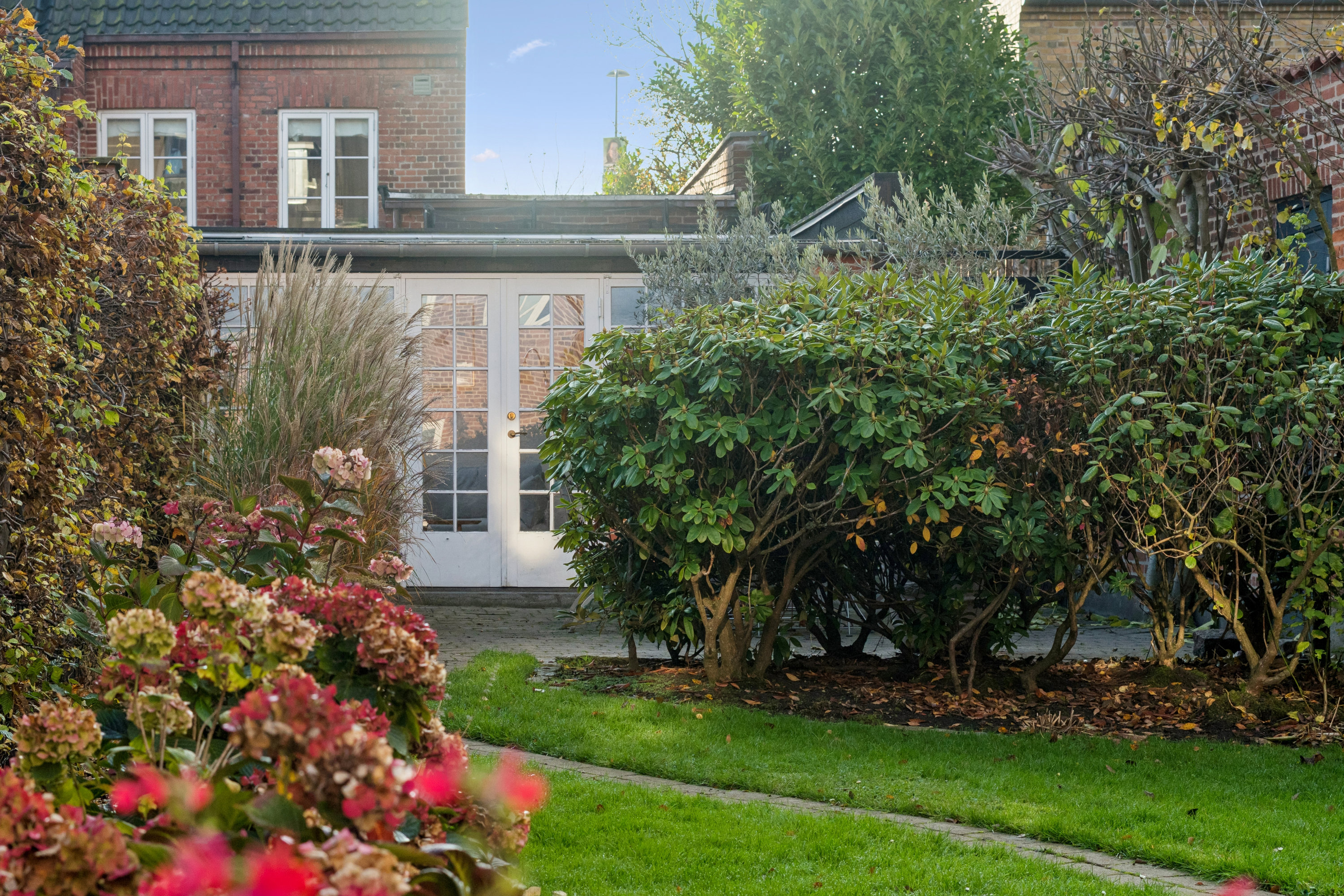 Fremhævet have billede i fuldskærmstilstand. Billede af Svanevænget 8, 2100 København Ø