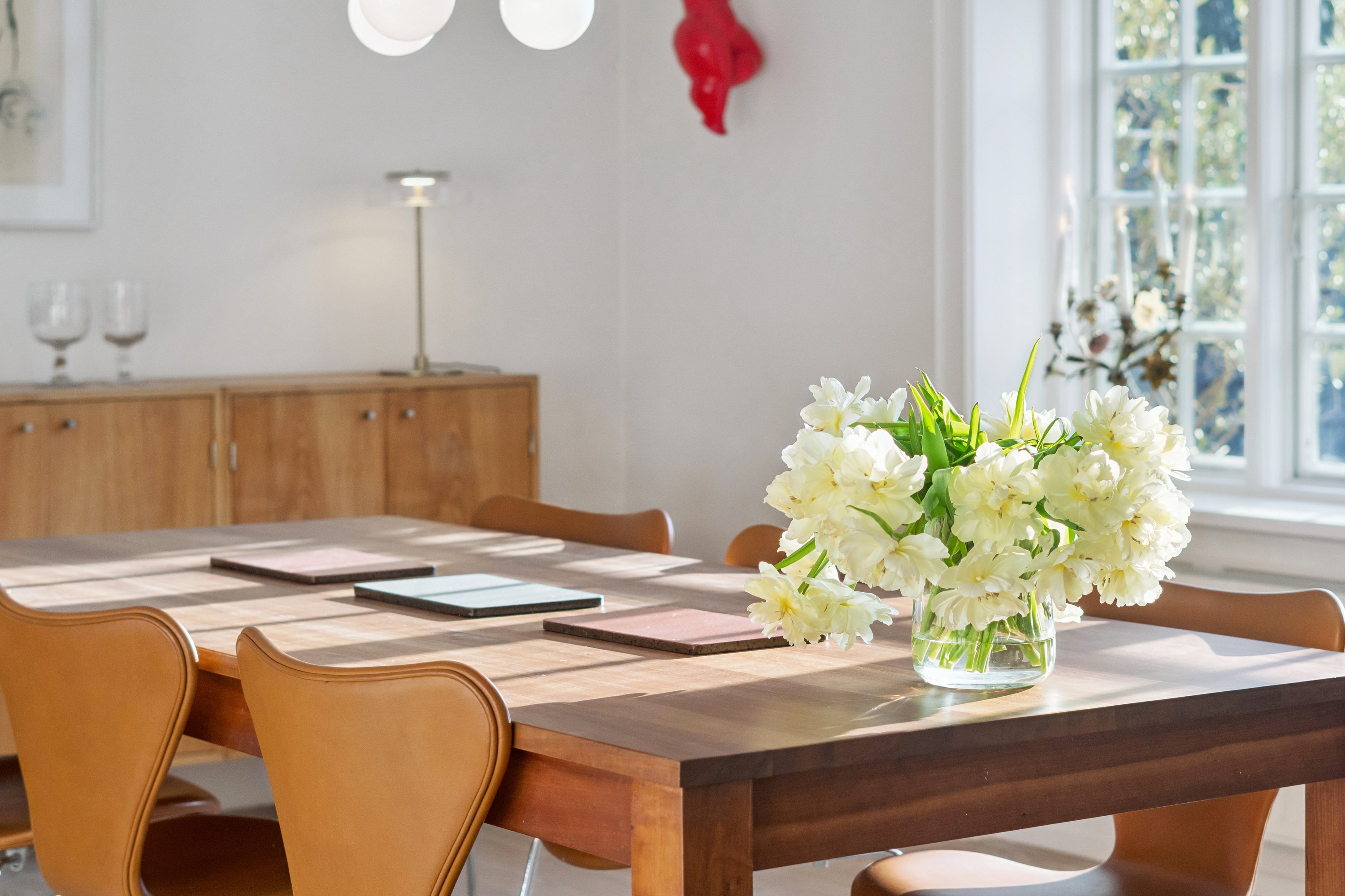 Miniaturebillede 2: stue. Billede af Svanevænget 8, 2100 København Ø