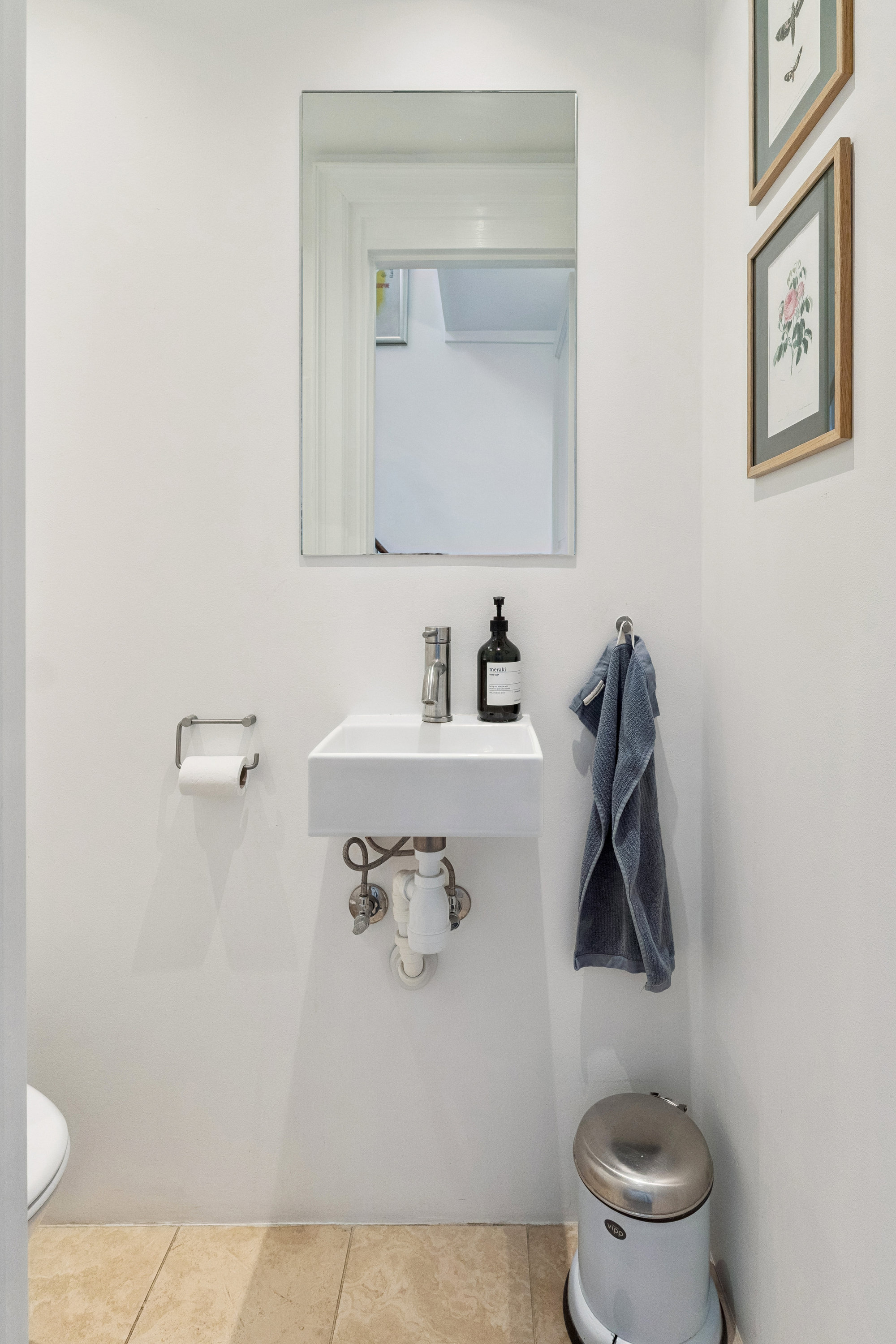 Fremhævet badeværelse billede i fuldskærmstilstand. Billede af Svanevænget 8, 2100 København Ø