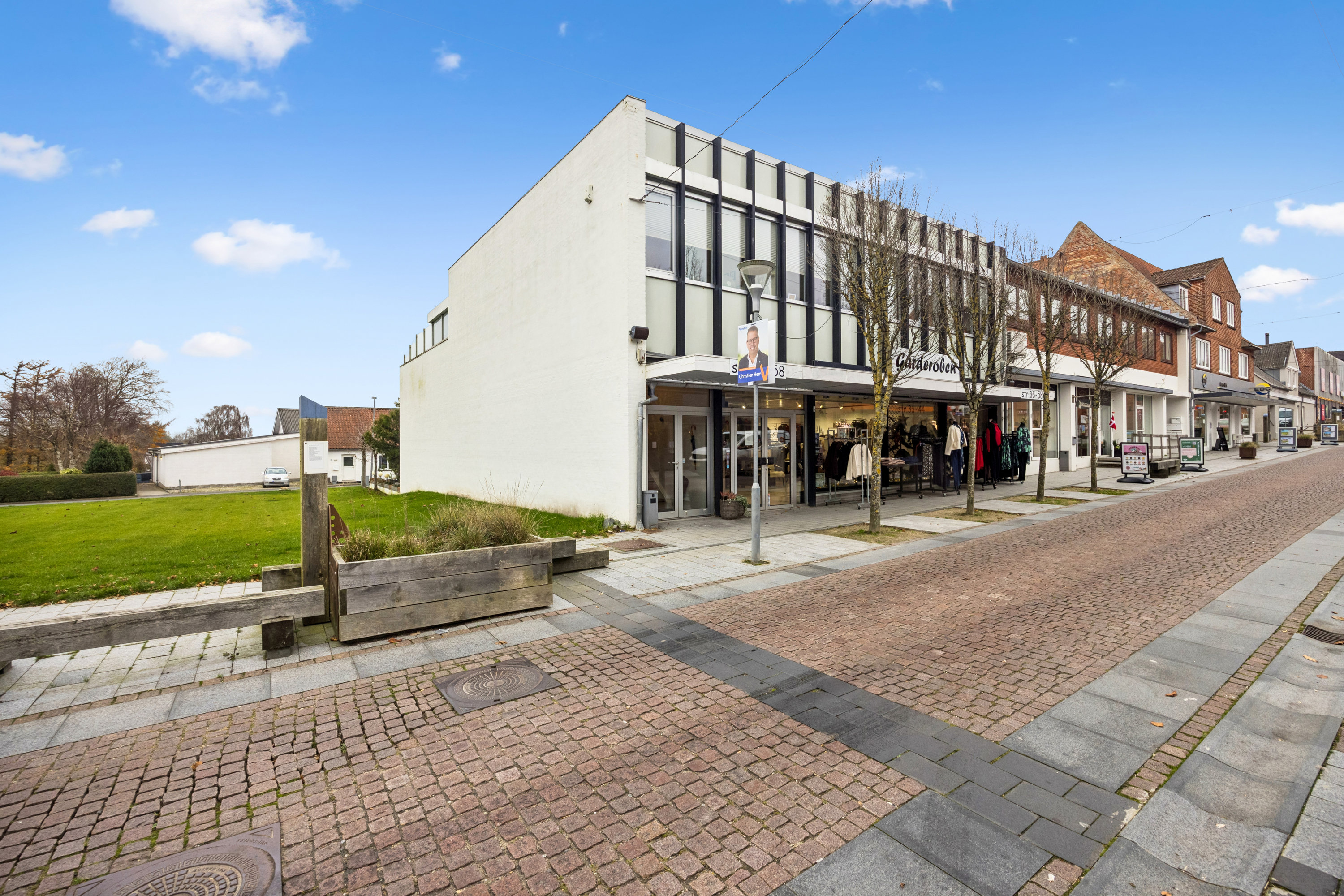 Miniaturebillede 1: andet. Billede af Jernbanegade 14, 1., 9460 Brovst