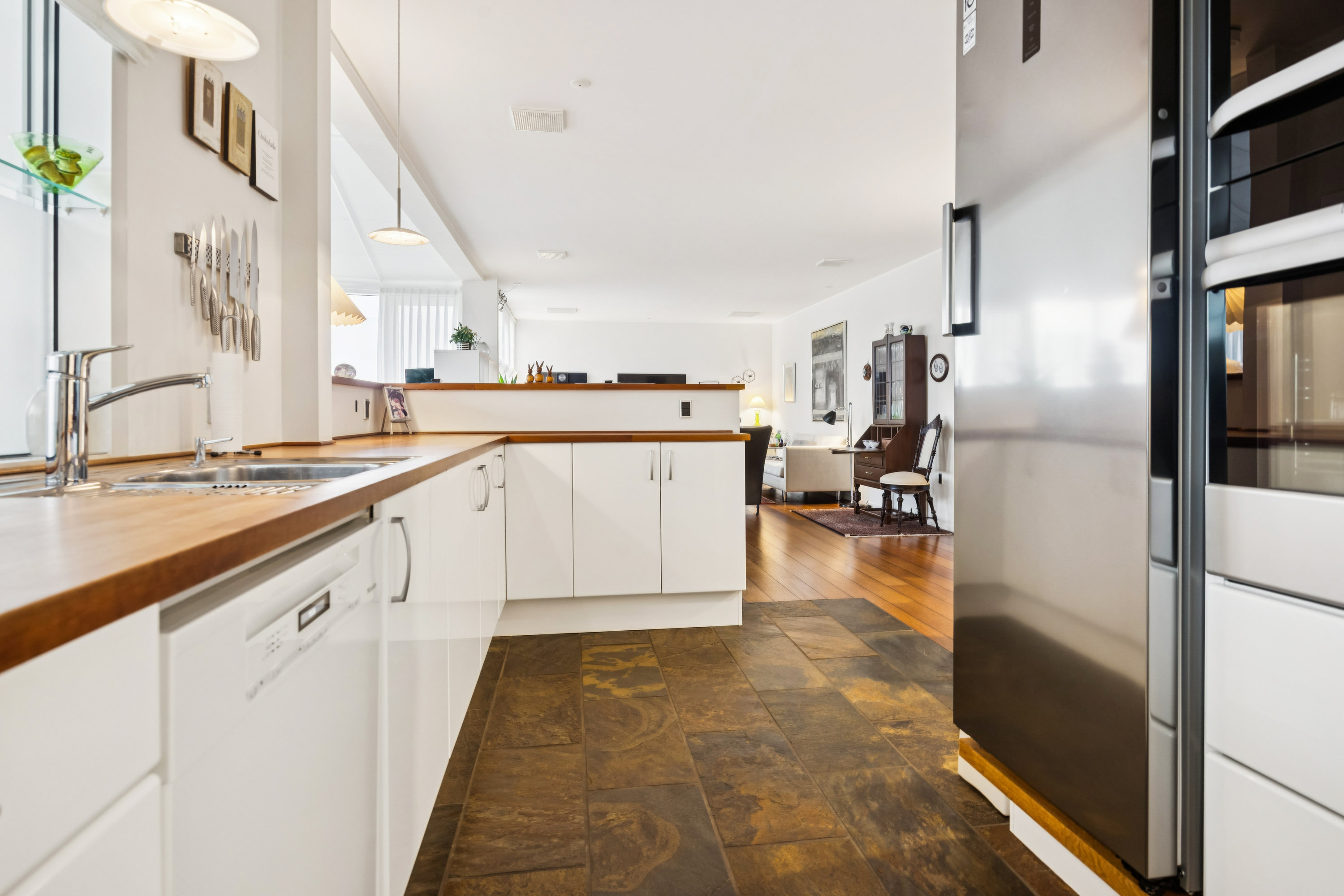 Fremhævet køkken billede i fuldskærmstilstand. Billede af Jernbanegade 14, 1., 9460 Brovst