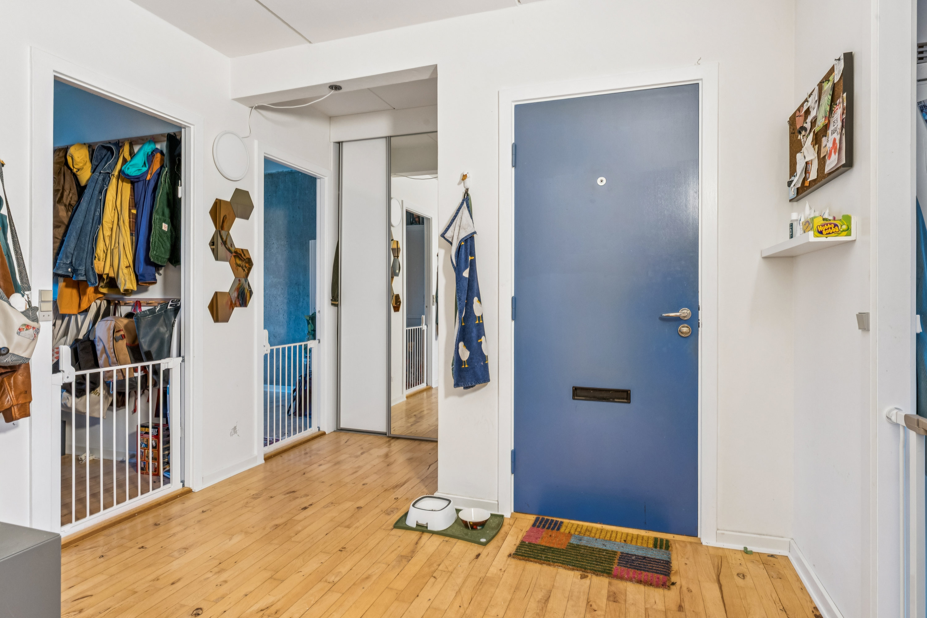 Fremhævet værelse billede i fuldskærmstilstand. Billede af H. C. Andersens Vej 14, 1. tv., Vejgaard , 9000 Aalborg