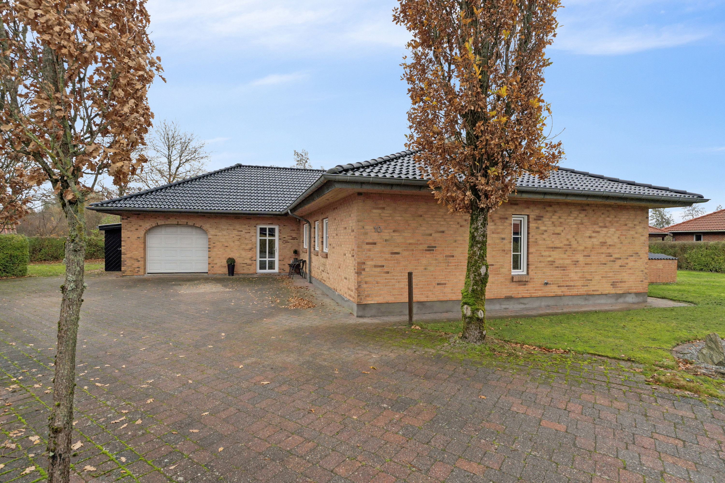 Fremhævet set fra vejen billede i fuldskærmstilstand. Billede af Mejsevej 10, 7430 Ikast