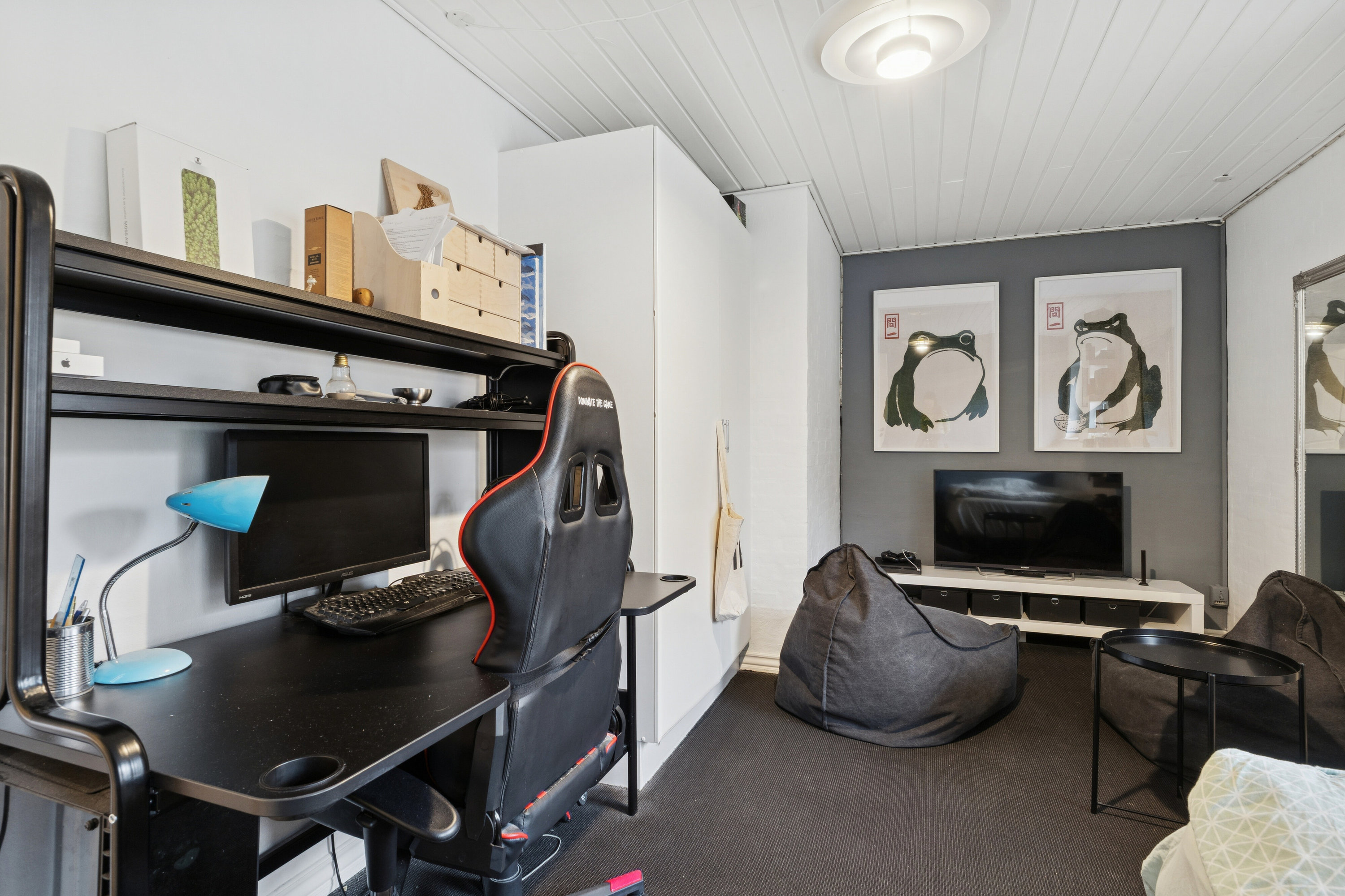 Fremhævet arbejdsværelse billede i fuldskærmstilstand. Billede af Mejsevej 10, 7430 Ikast