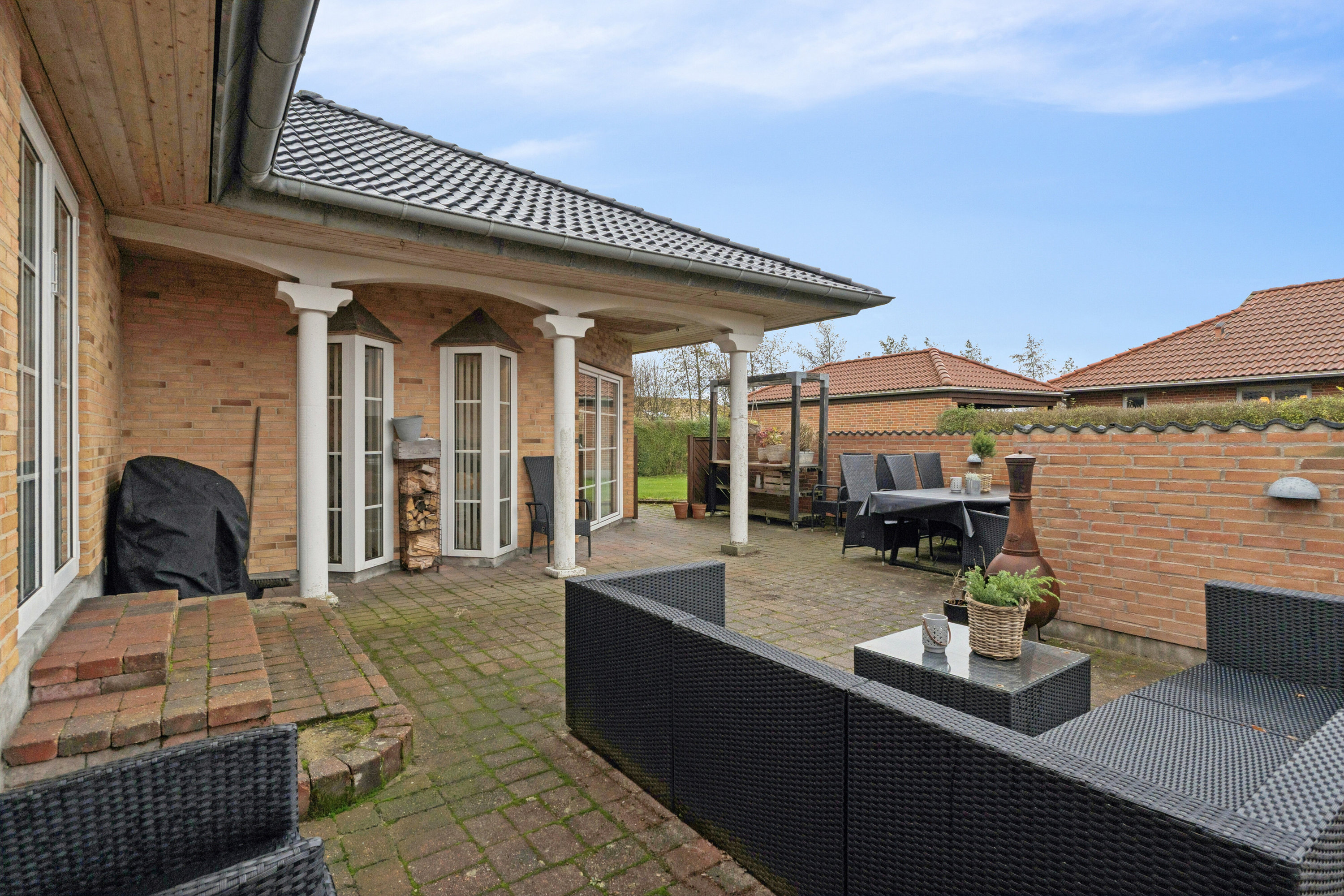 Fremhævet terrasse billede i fuldskærmstilstand. Billede af Mejsevej 10, 7430 Ikast