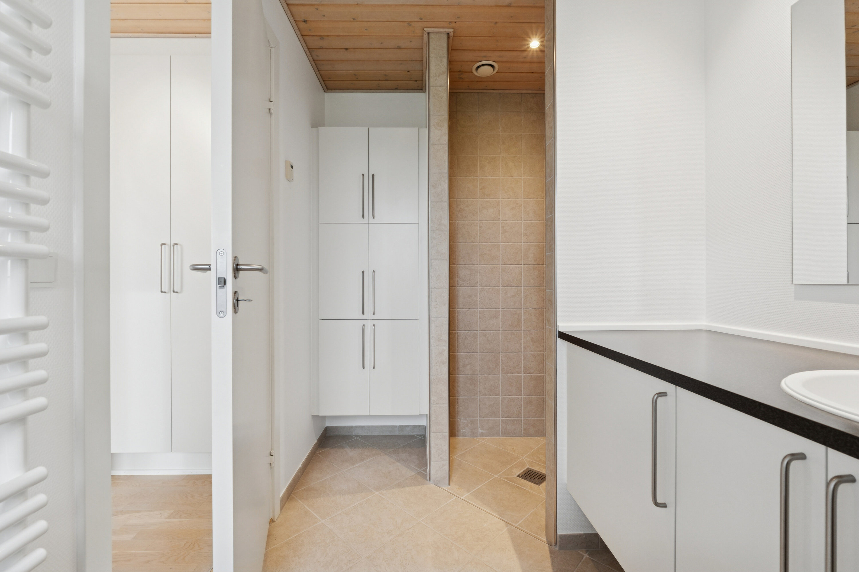 Fremhævet badeværelse billede i fuldskærmstilstand. Billede af Skovballevej 59A, Tåsinge, 5700 Svendborg