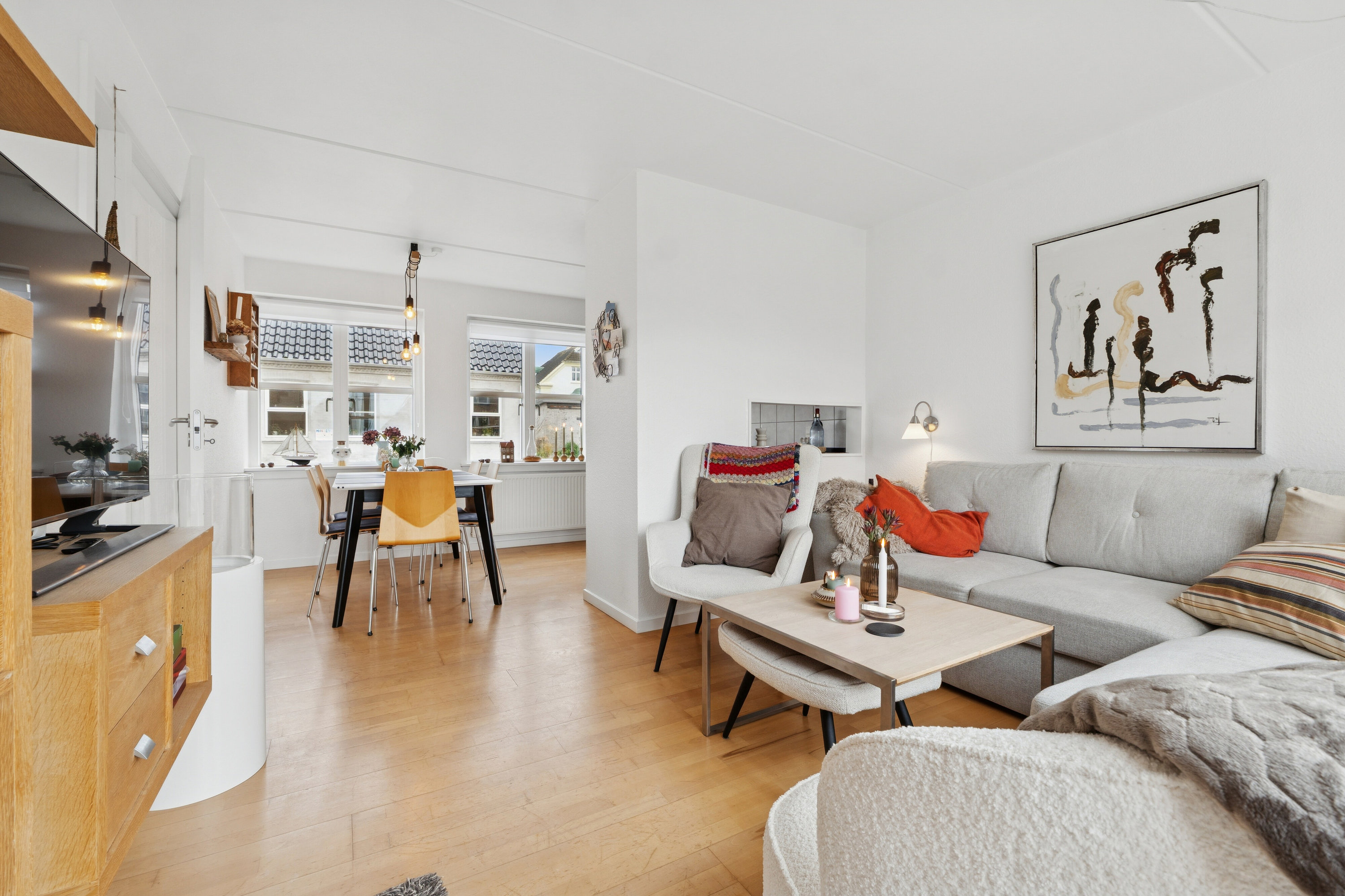 Fremhævet stue billede i fuldskærmstilstand. Billede af Smedegade 1A, Lohals, 5953 Tranekær