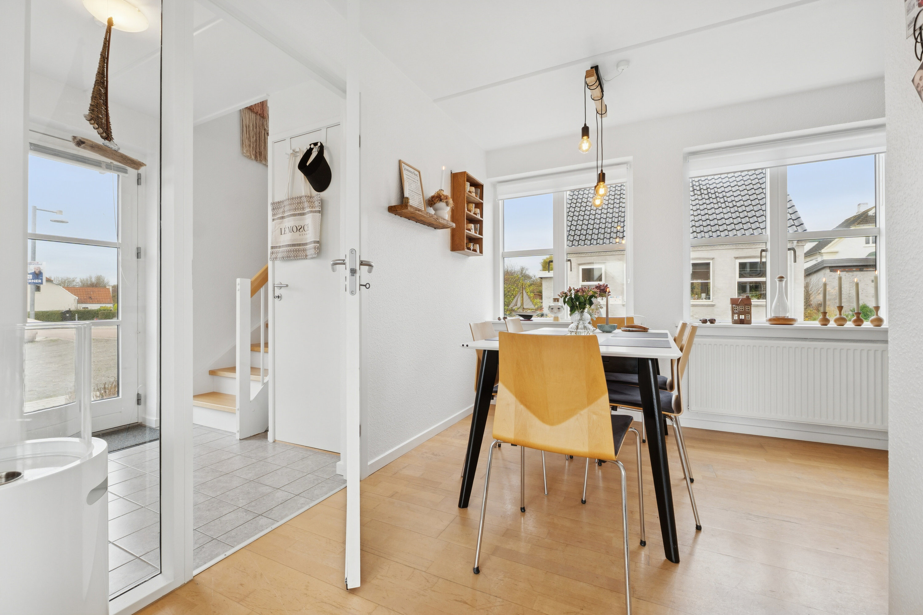 Fremhævet spisestue billede i fuldskærmstilstand. Billede af Smedegade 1A, Lohals, 5953 Tranekær