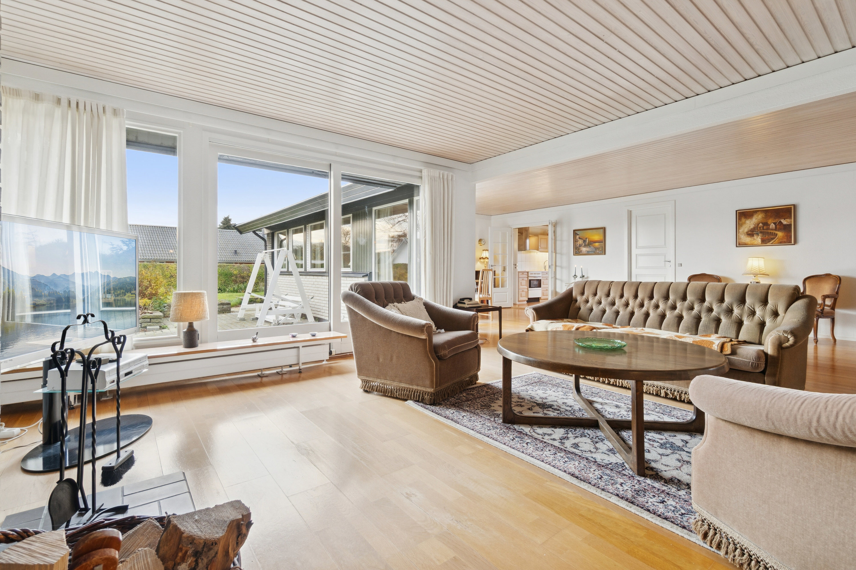 Fremhævet stue billede i fuldskærmstilstand. Billede af Brombærløkken 2, 3700 Rønne