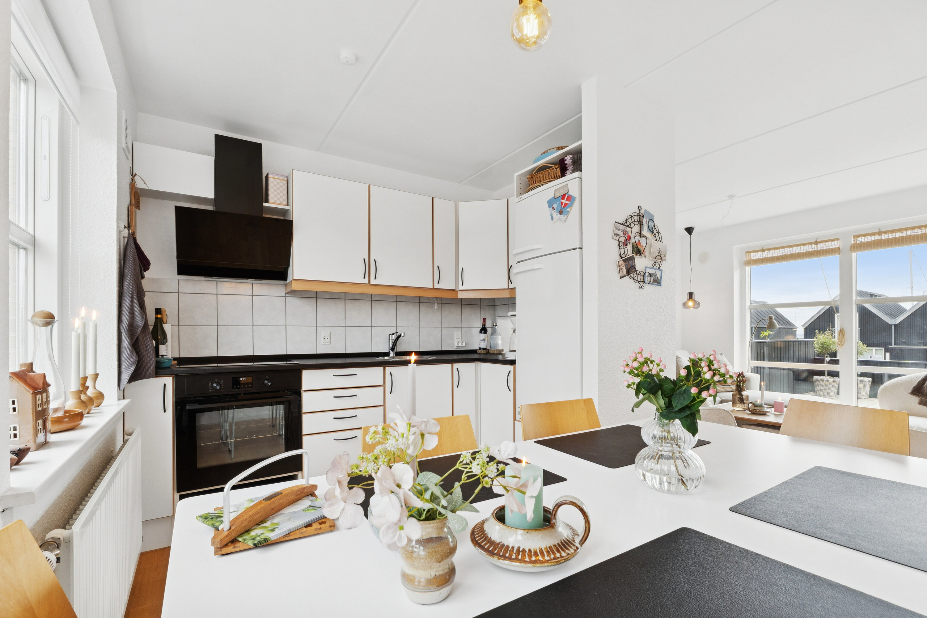 Fremhævet spisestue billede i fuldskærmstilstand. Billede af Smedegade 1A, Lohals, 5953 Tranekær