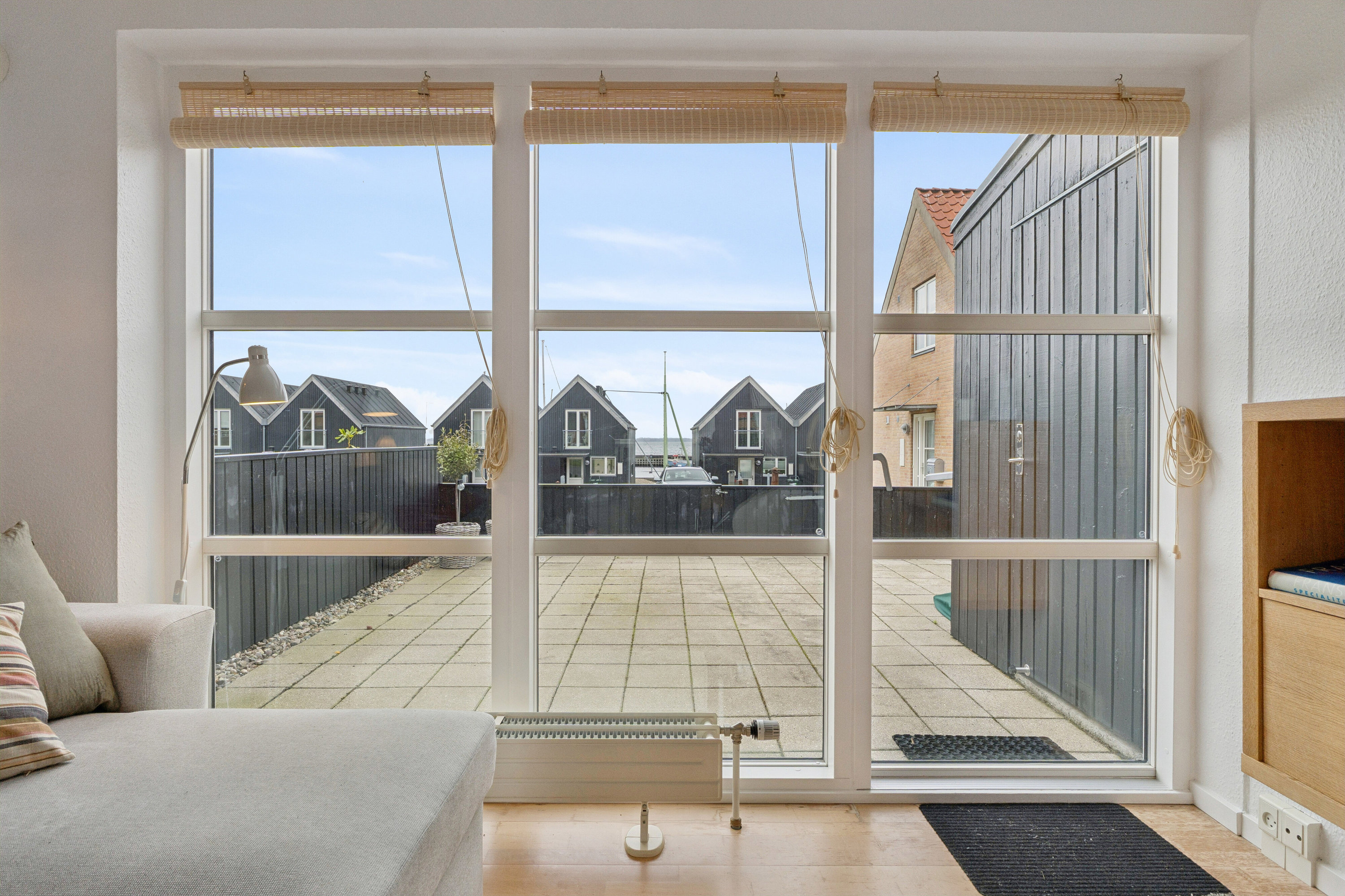 Fremhævet stue billede i fuldskærmstilstand. Billede af Smedegade 1A, Lohals, 5953 Tranekær