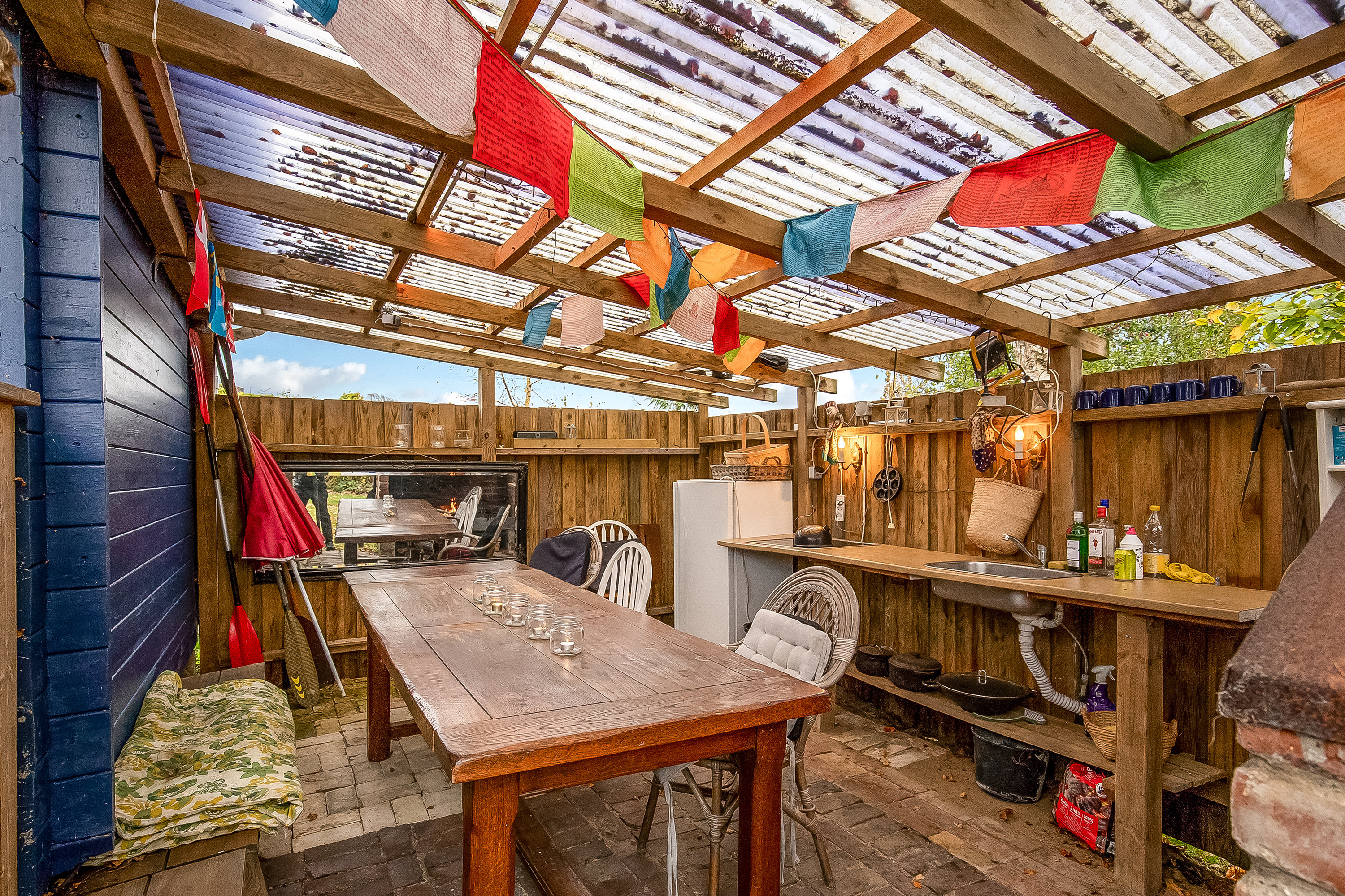 Fremhævet overdækket terrasse billede i fuldskærmstilstand. Billede af Lavningen 8, Mindegården, 6094 Hejls