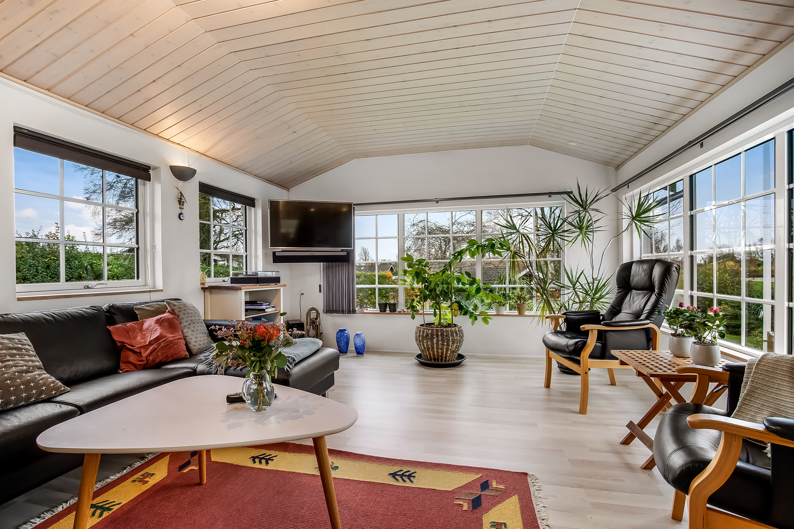 Fremhævet stue billede i fuldskærmstilstand. Billede af Lavningen 8, Mindegården, 6094 Hejls