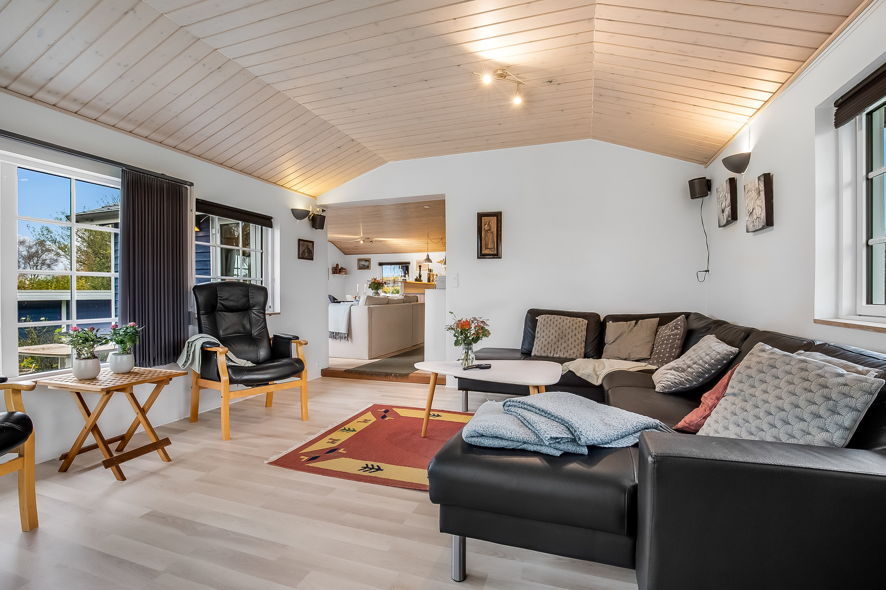 Fremhævet stue billede i fuldskærmstilstand. Billede af Lavningen 8, Mindegården, 6094 Hejls