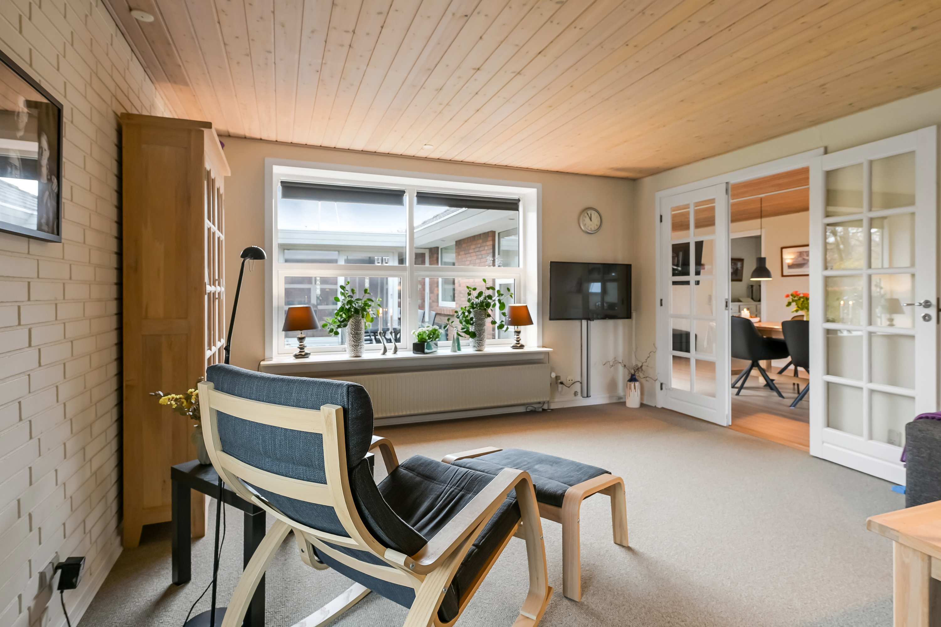 Fremhævet stue billede i fuldskærmstilstand. Billede af Daltoften 47, 7200 Grindsted