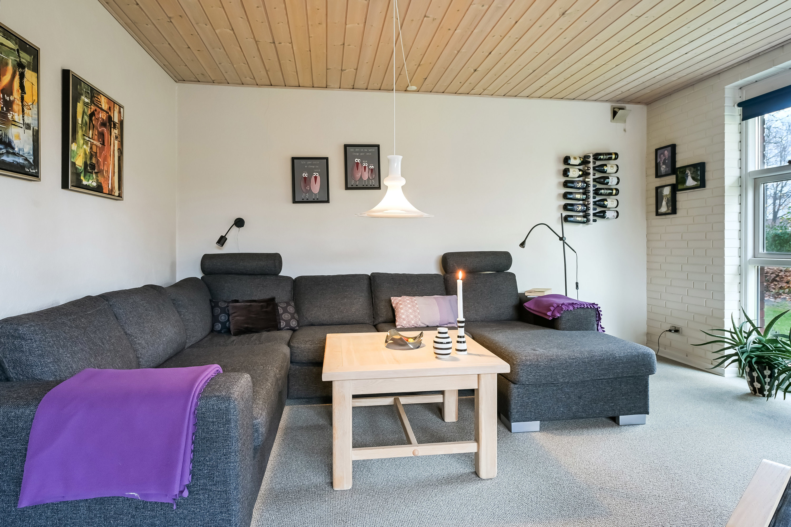 Fremhævet stue billede i fuldskærmstilstand. Billede af Daltoften 47, 7200 Grindsted