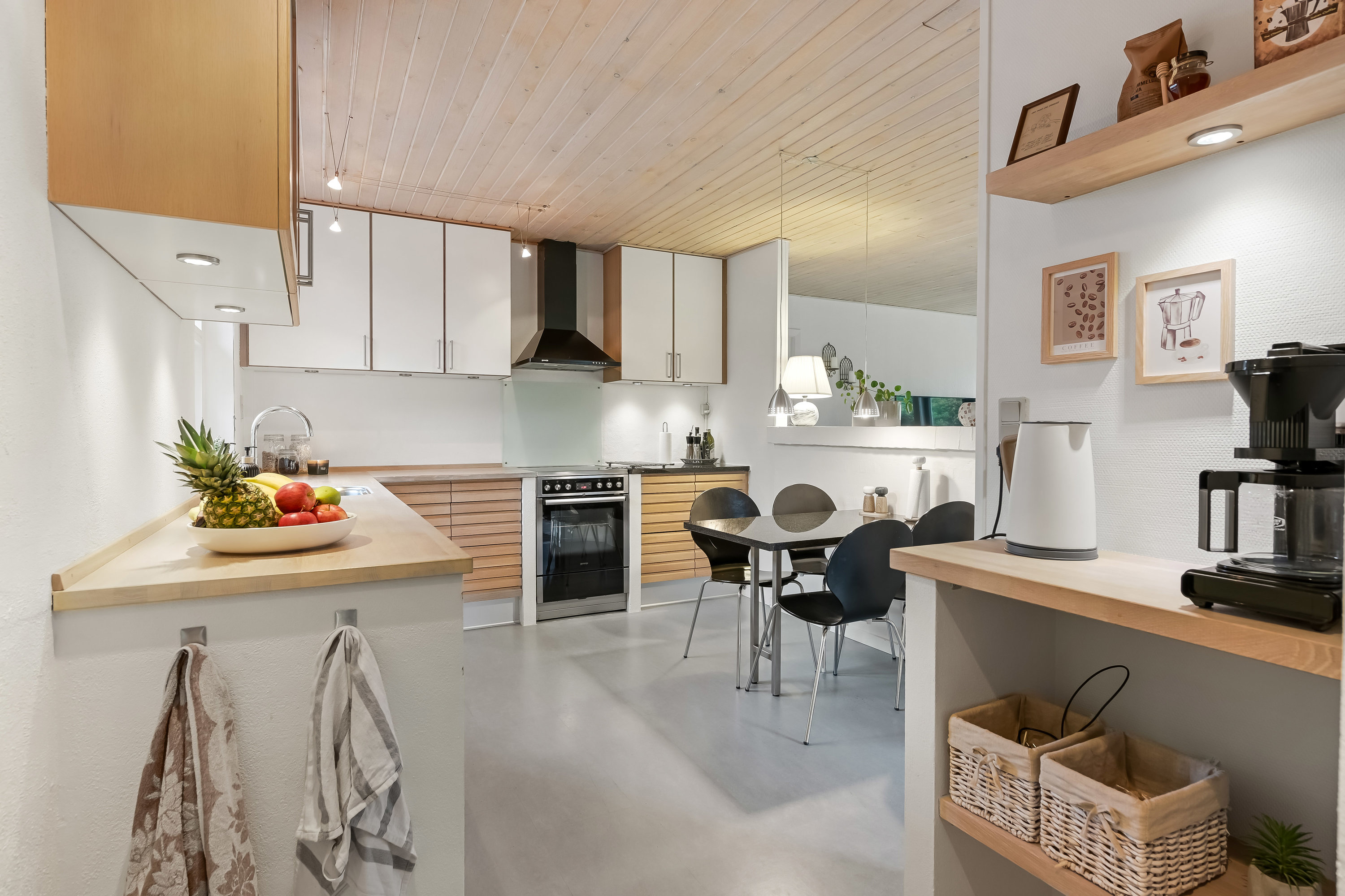 Fremhævet køkken billede i fuldskærmstilstand. Billede af Bogfinkevej 15, 7190 Billund